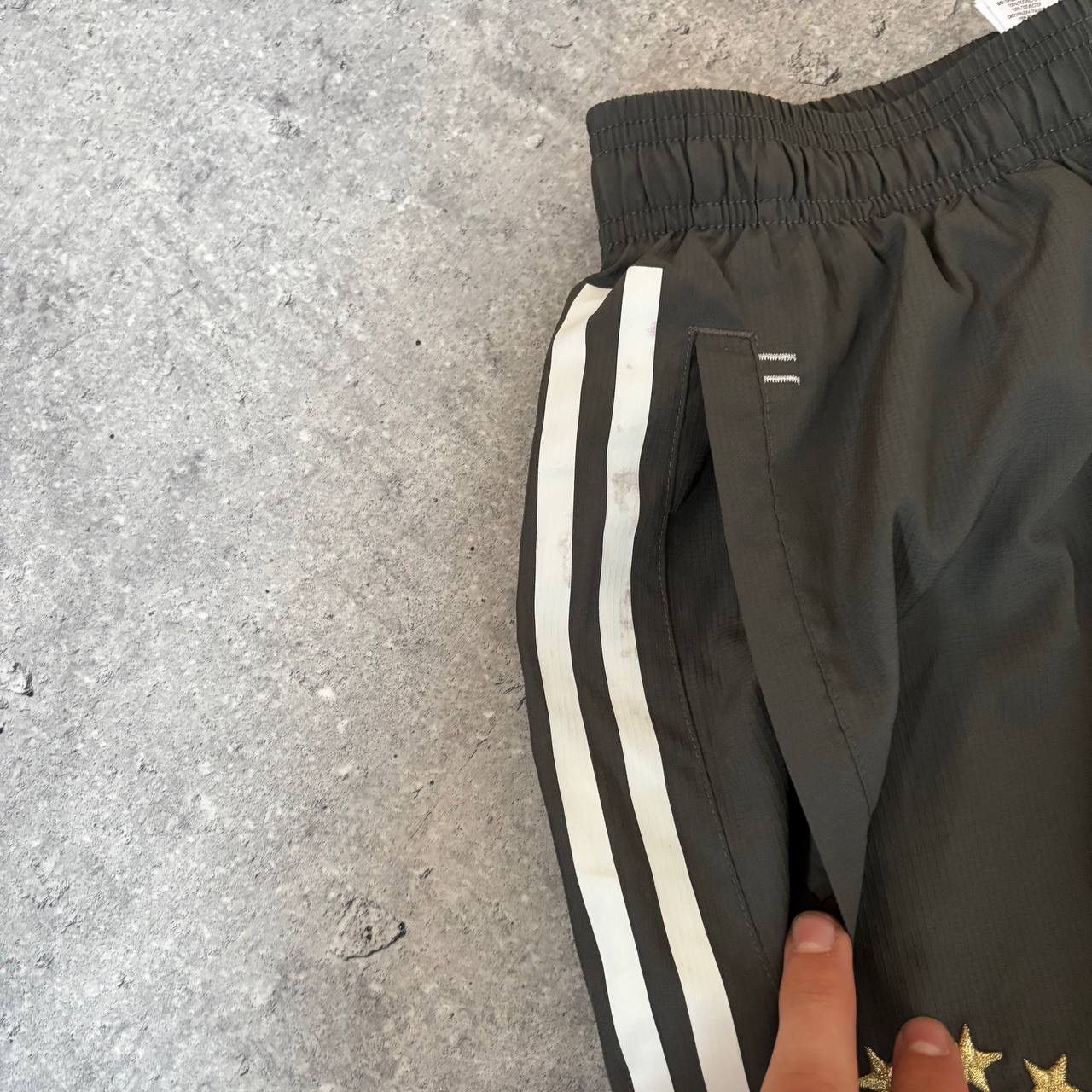Adidas Rare Vintage adidas FC Bayern Munchen full track suit black Size US S / EU 44-46 / 1 - 17 Thumbnail