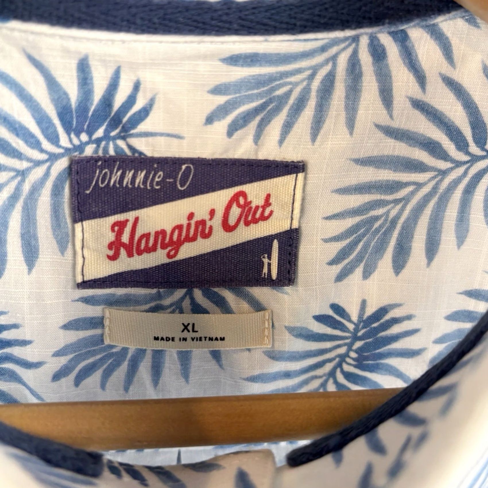 johnnie-O johnnie-O Shirt Mens XL Lincoln White Blue Hawaiian Floral Short Sleeve Button-Up Size US XL / EU 56 / 4 - 2 Thumbnail