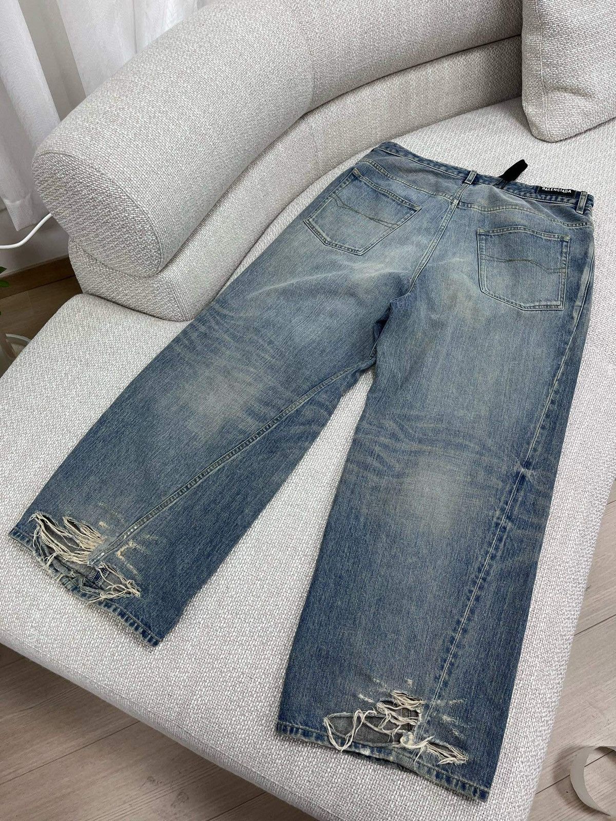 Balenciaga Balenciaga Twisted Seam Baggy Wide Leg Jeans Size US 32 / EU 48 - 4 Thumbnail
