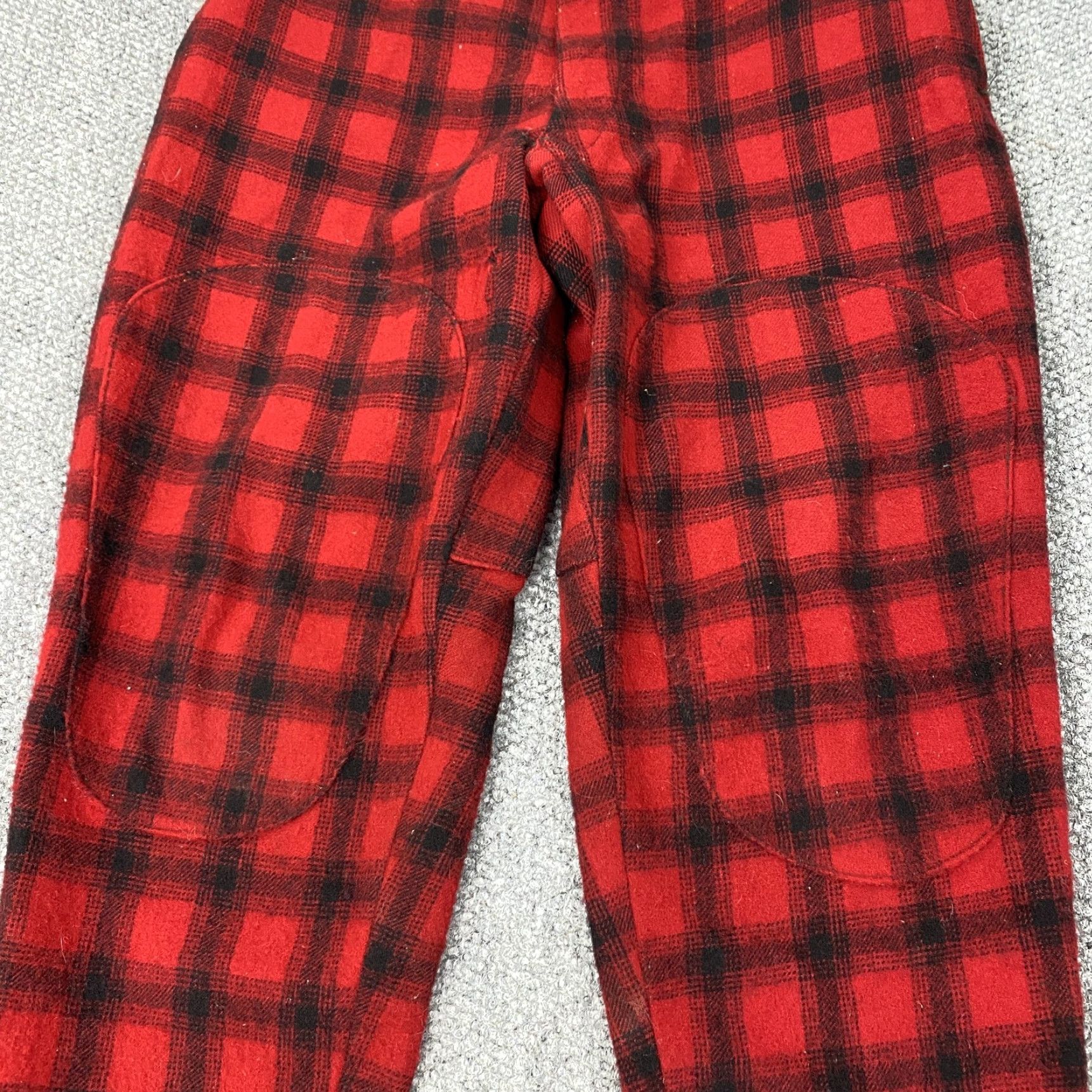 Vintage VINTAGE Woolrich Pants Mens Medium Red Black Plaid Wool Hunting Outdoors 80s USA Pants Mens Medium Red Black Plaid Woolrich 80s USA Size US 31 - 3 Thumbnail
