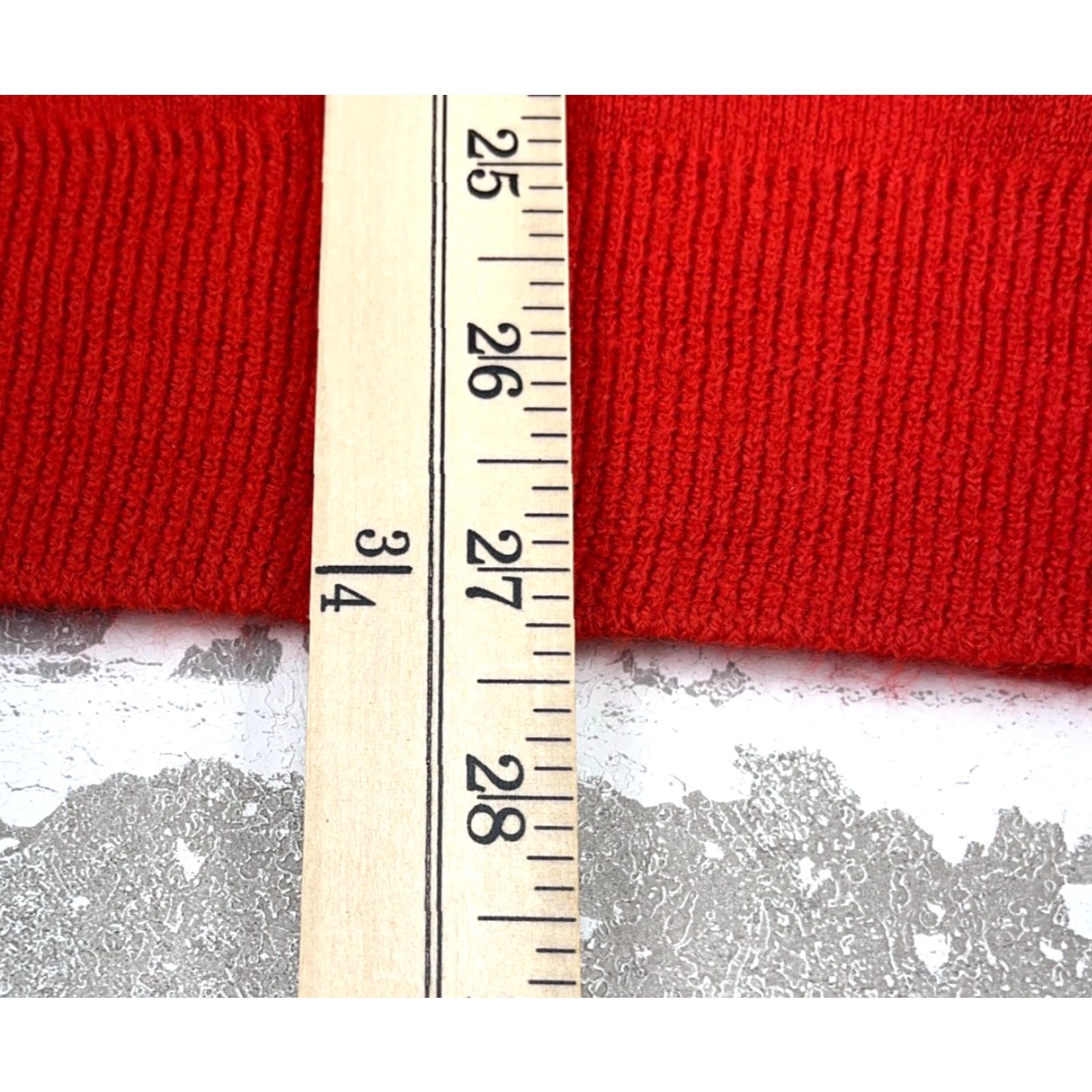 Izod VINTAGE IZOD Sweater Men M Red V-Neck Acrylic 80s 90s Grandpa Vantage Golf Shirt? Size US M / EU 48-50 / 2 - 7 Thumbnail
