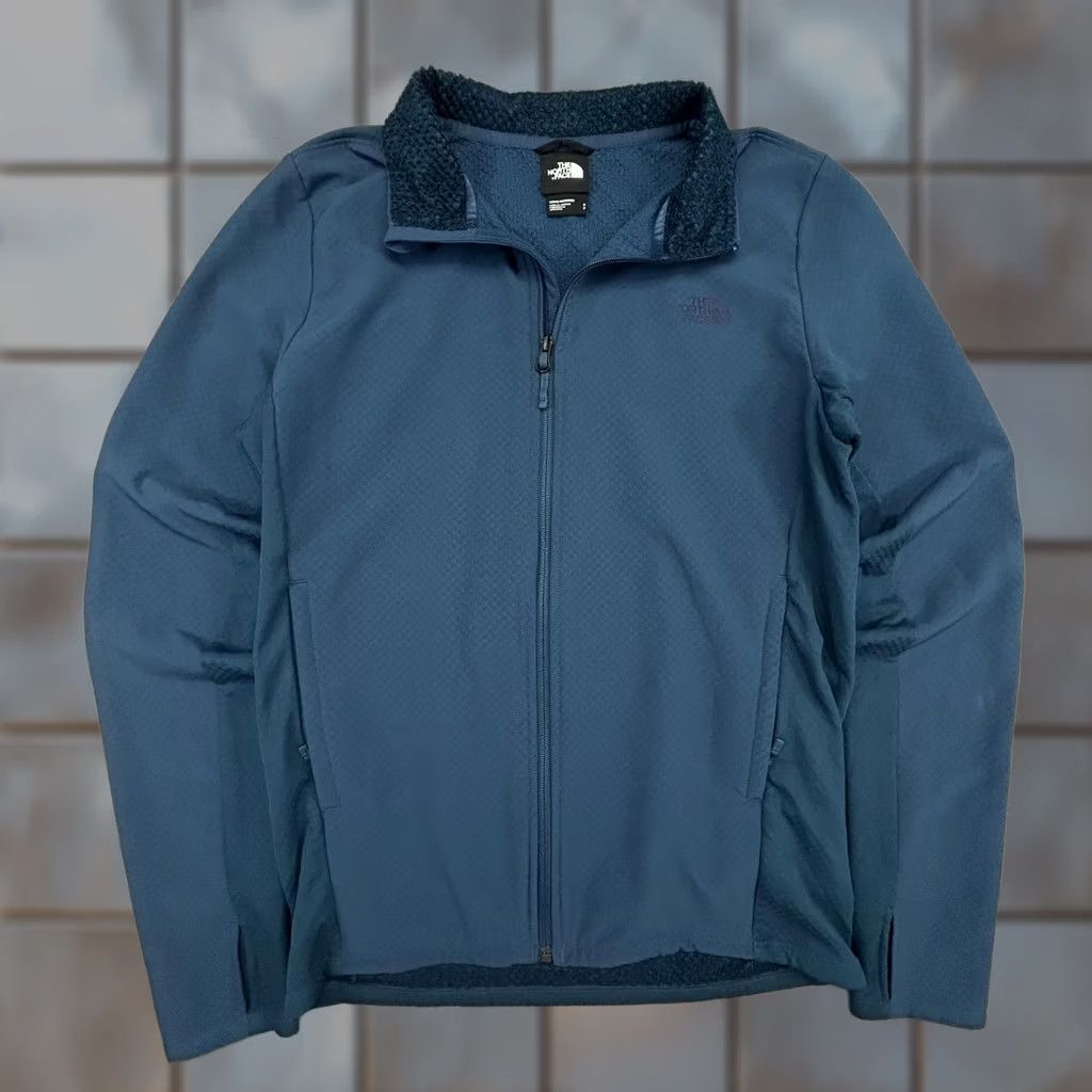The North Face The North Face Jacket Mens Small Blue Fleece Lined Softshell Full Zip Hiking Size US S / EU 44-46 / 1 - 1 Thumbnail