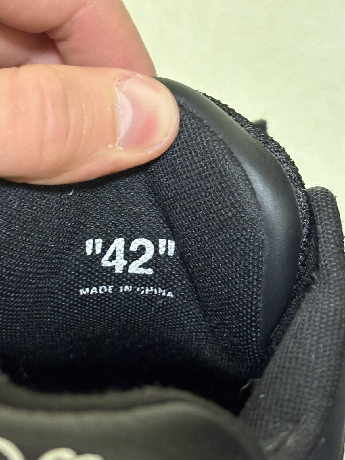 Off-White Off-White Office Size US 9 / EU 42 - 6 Thumbnail