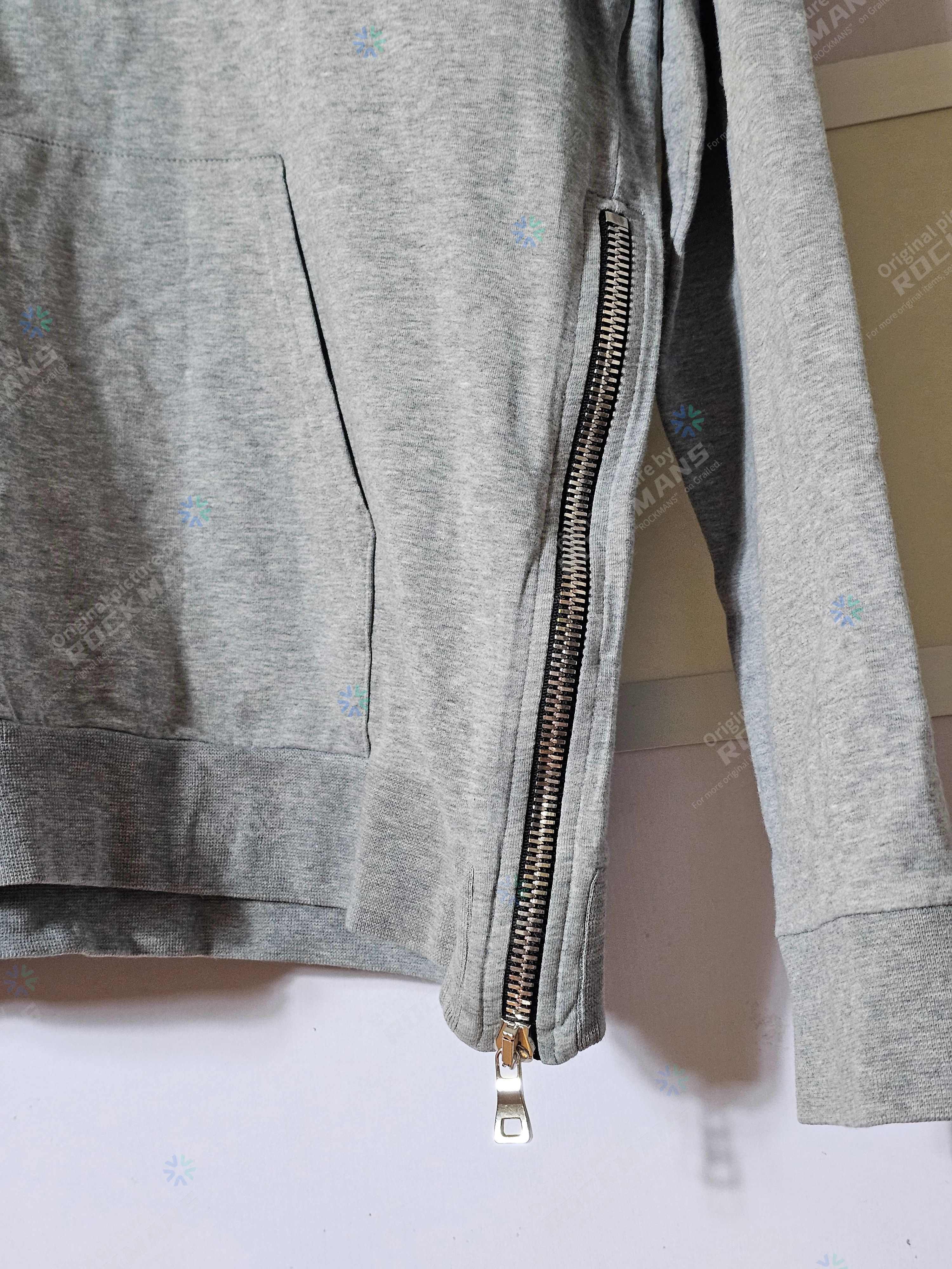 Balmain Balmain Side Zip Logo Lightweight Hoodie Sweatshirts Size M Size US M / EU 48-50 / 2 - 6 Thumbnail