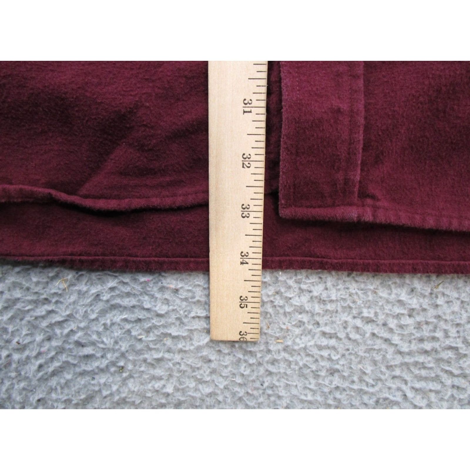 Vintage LL Bean Mens Maroon Burgundy Chamois Flannel Heavyweight Outdoor Pockets Size LT Shirt Big & Tall Red Cotton Flannel Button-Up Outdoor Mens Size US L / EU 52-54 / 3 - 6 Thumbnail