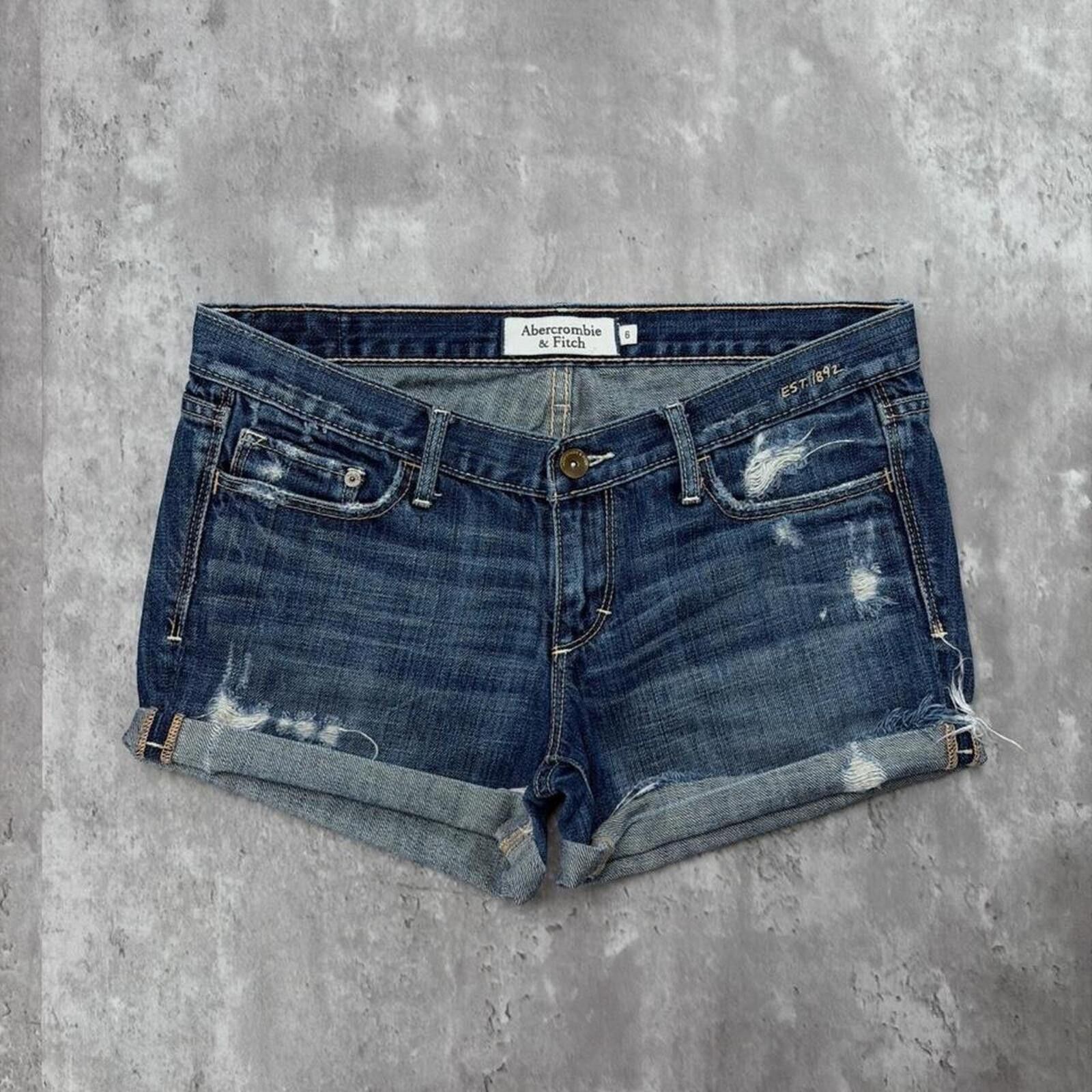 Abercrombie & Fitch Y2K Dark Wash Abercrombie & Fitch Grunge Mini Denim Shorts Size 28" / US 6 / IT 42 - 2 Thumbnail