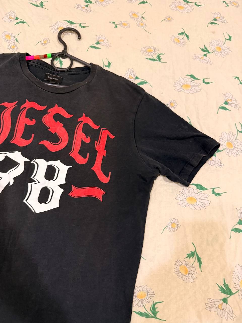 Diesel Y2K white T-shirt Diesel Vintage big logo streetwear Size US S / EU 44-46 / 1 - 4 Thumbnail