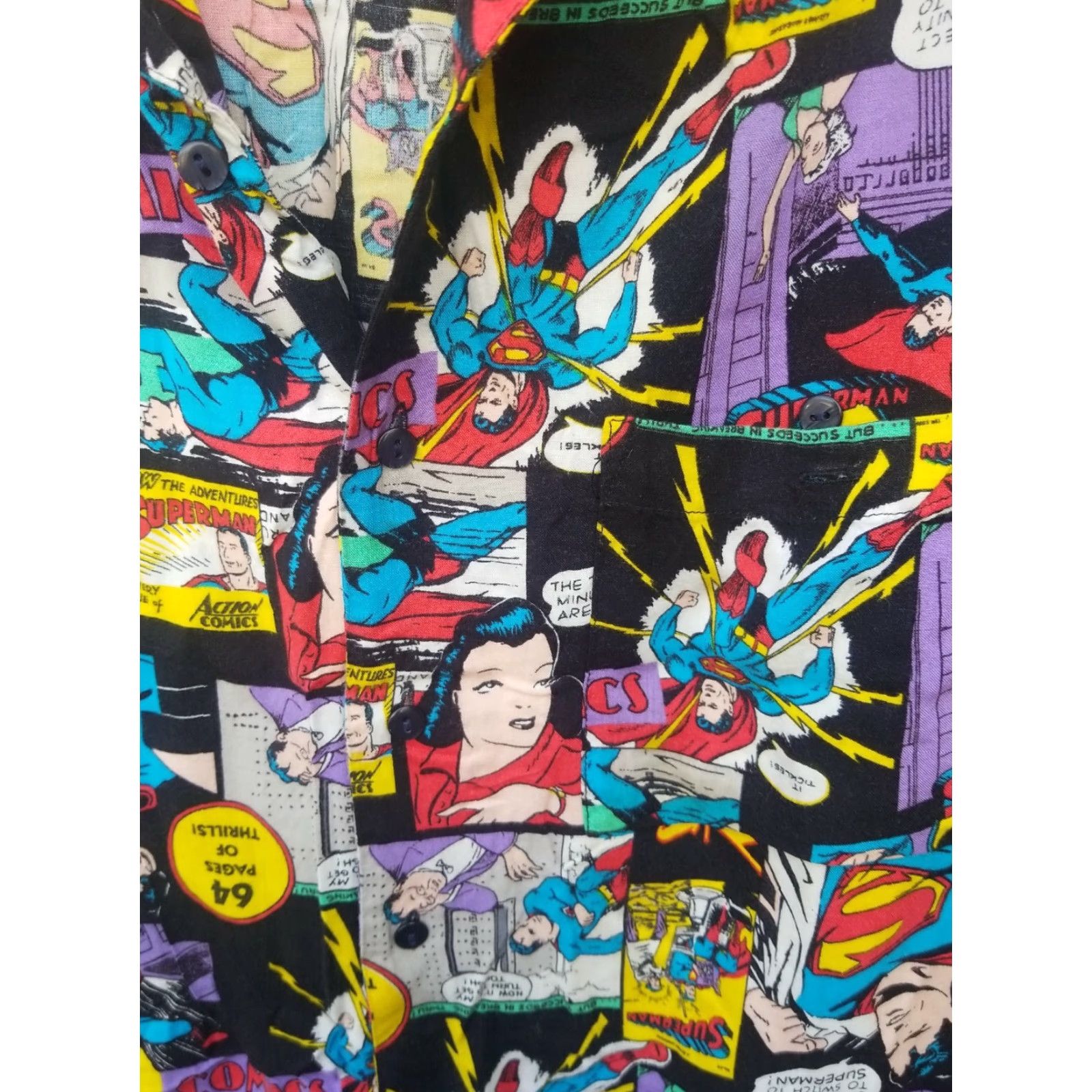 Vintage VINTAGE Warner Bros. Superman Action Comics Shirt Size medium 100% Rayon Mens Button-Up Short Sleeve Black Comics Shirt Size US M / EU 48-50 / 2 - 4 Thumbnail