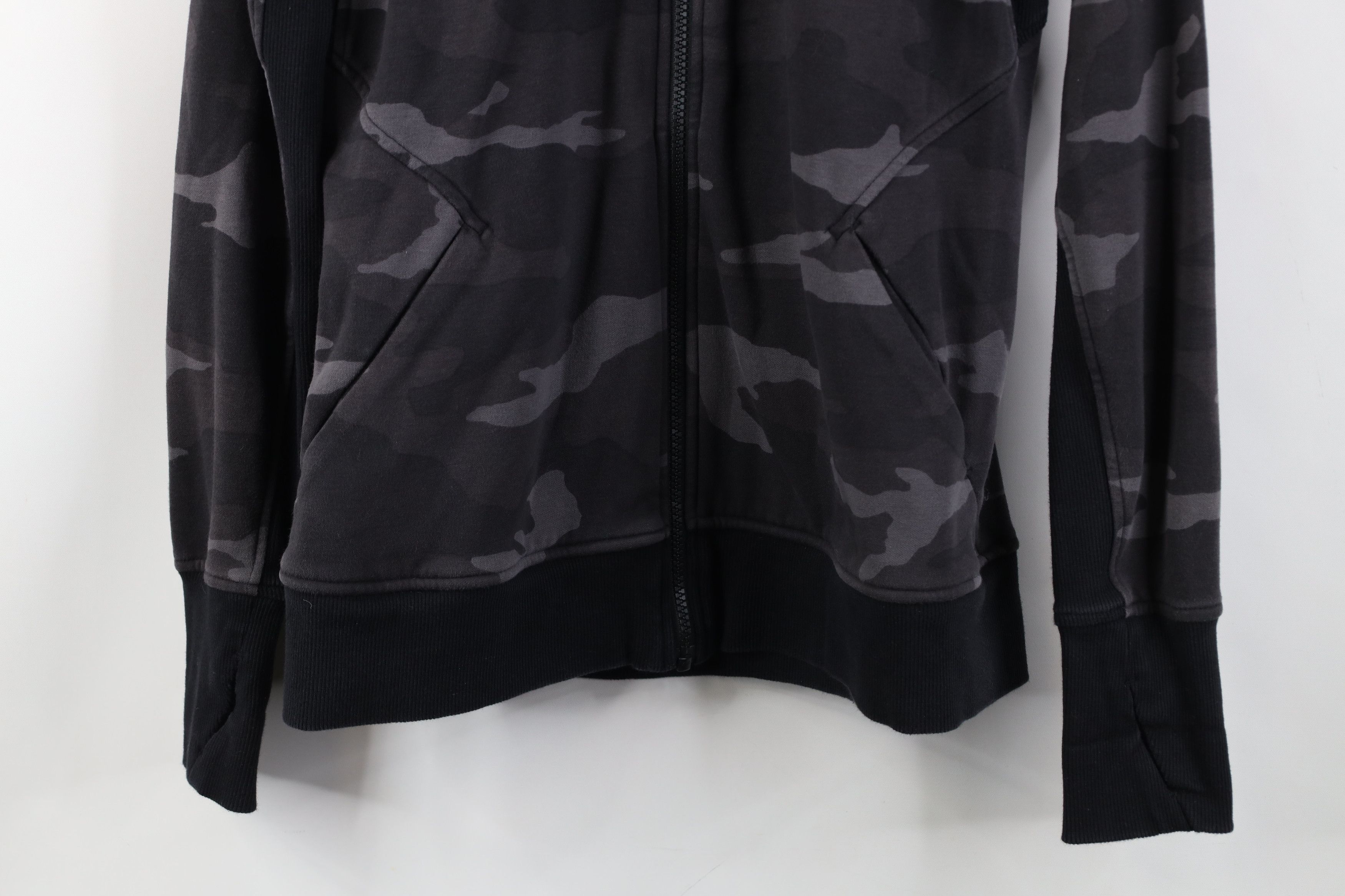 Athleta Athleta Heavyweight Camouflage Full Zip Hoodie Sweatshirt Size S / US 4 / IT 40 - 3 Thumbnail