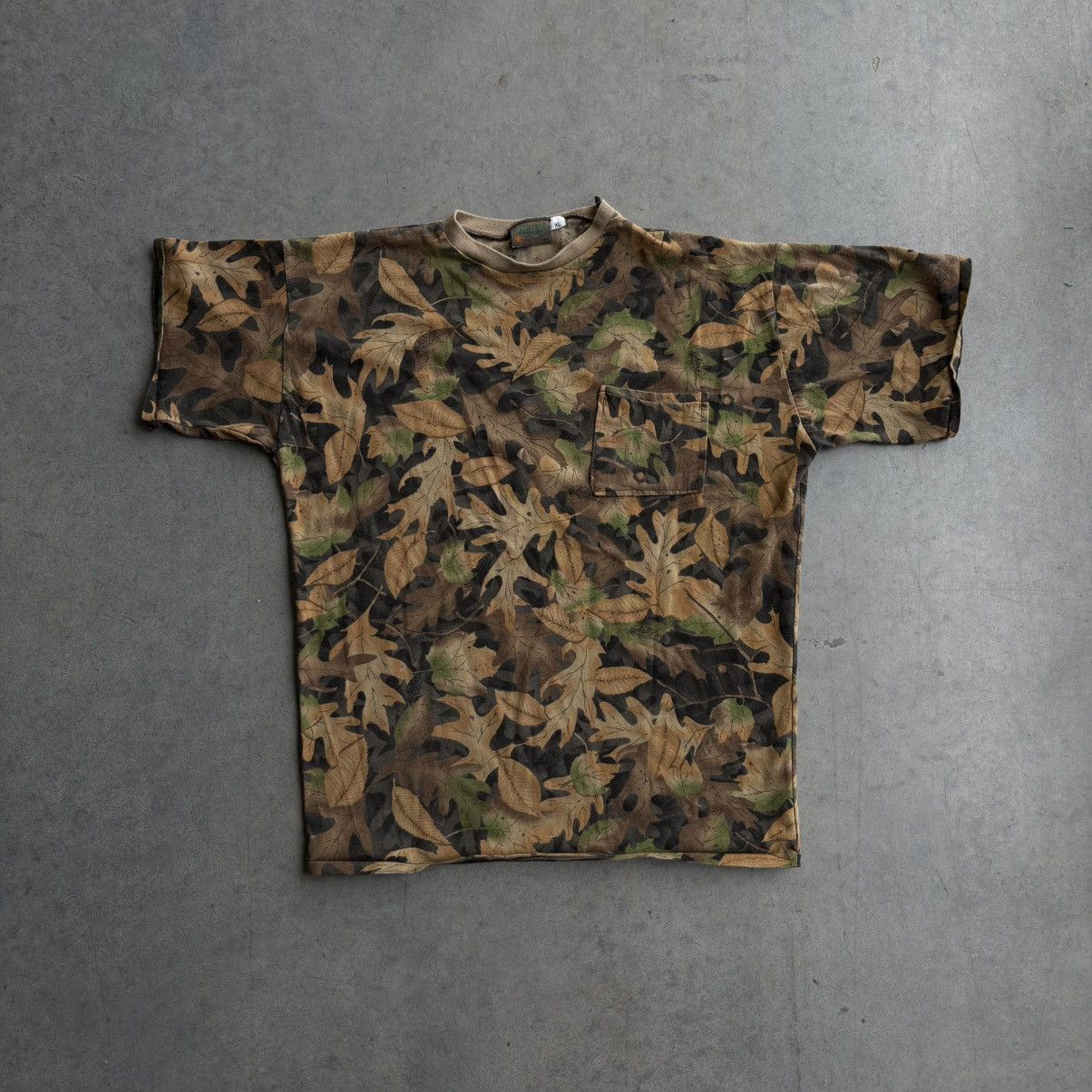 Realtree × Vintage Vintage 80's Camo Leaves T Shirt XL Baggy Heavy Weight Size US XL / EU 56 / 4 - 3 Thumbnail