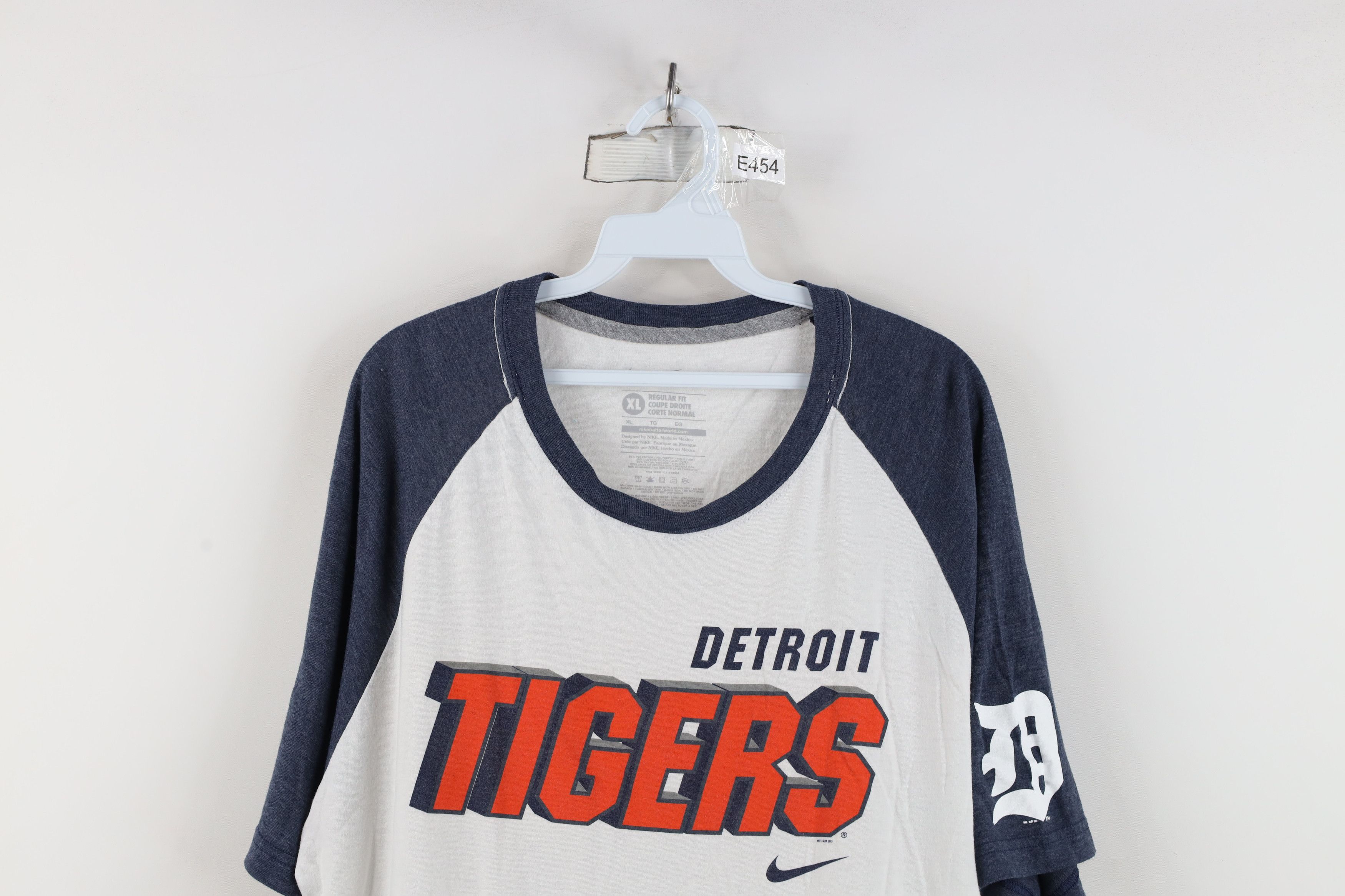Nike Vintage Y2K Nike Tigers Baseball Raglan Jersey T-Shirt Size US XL / EU 56 / 4 - 2 Thumbnail