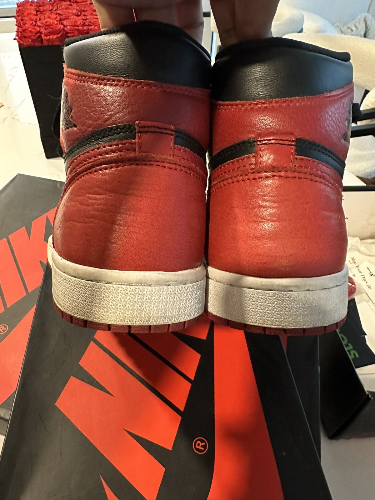 Nike Nike Air Jordan 1 Retro High Black Red Sneakers Size US 7 / EU 40 - 7 Thumbnail