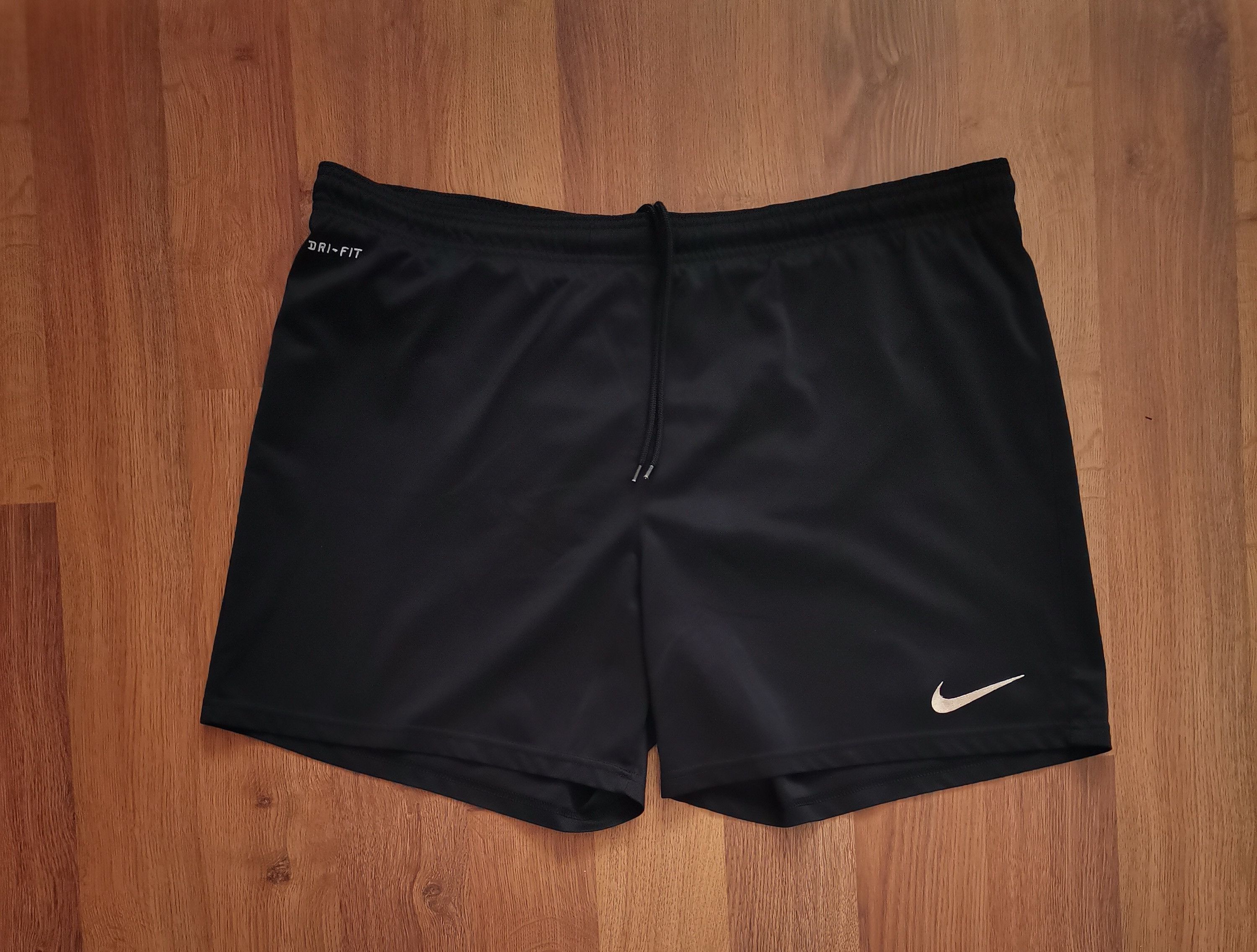 Nike Nike Shorts Size US 36 / EU 52 - 1 Thumbnail