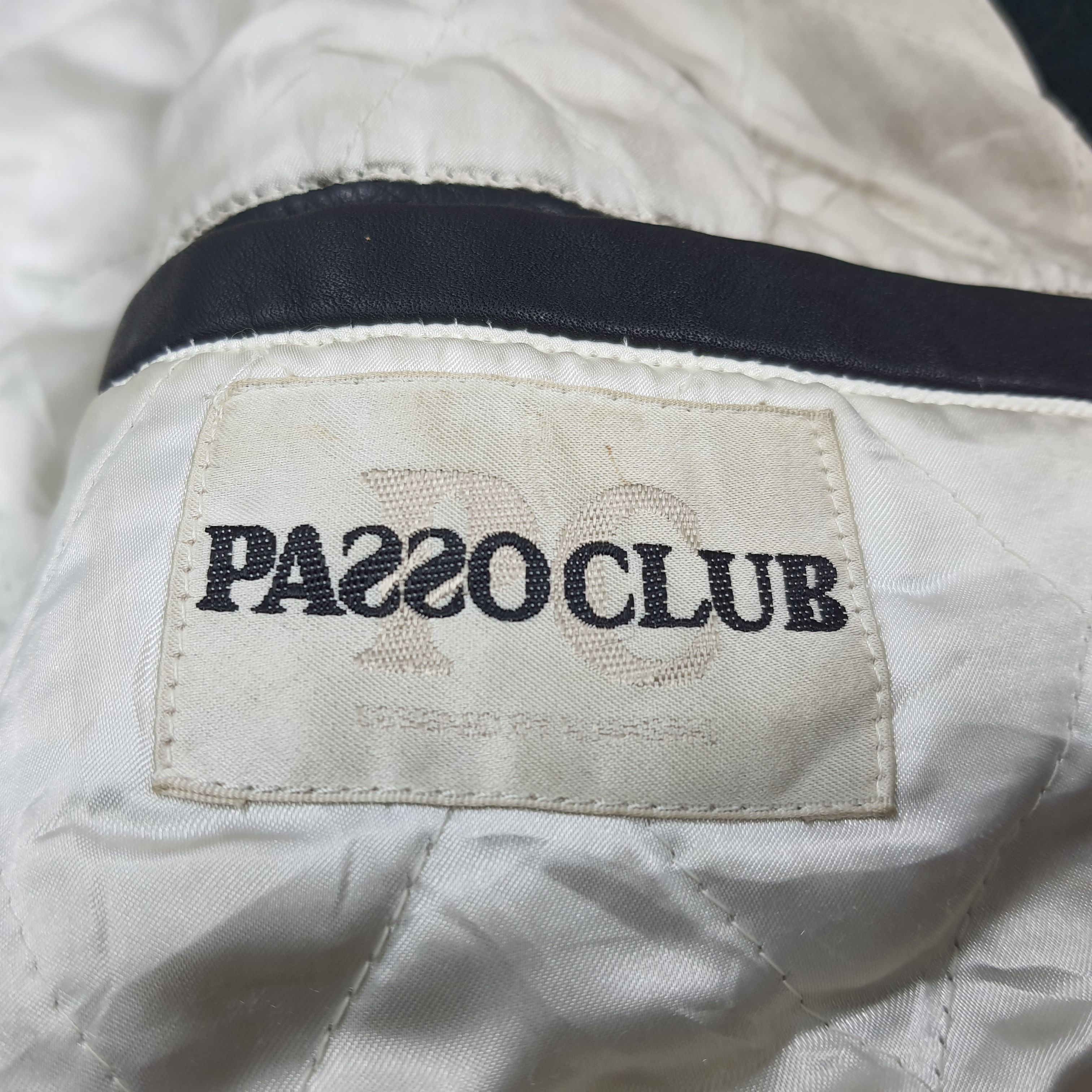 Japanese Brand Vintage 80s Pazzo Club Varsity Wool Leather Bomber C287N16 Size US L / EU 52-54 / 3 - 9 Thumbnail