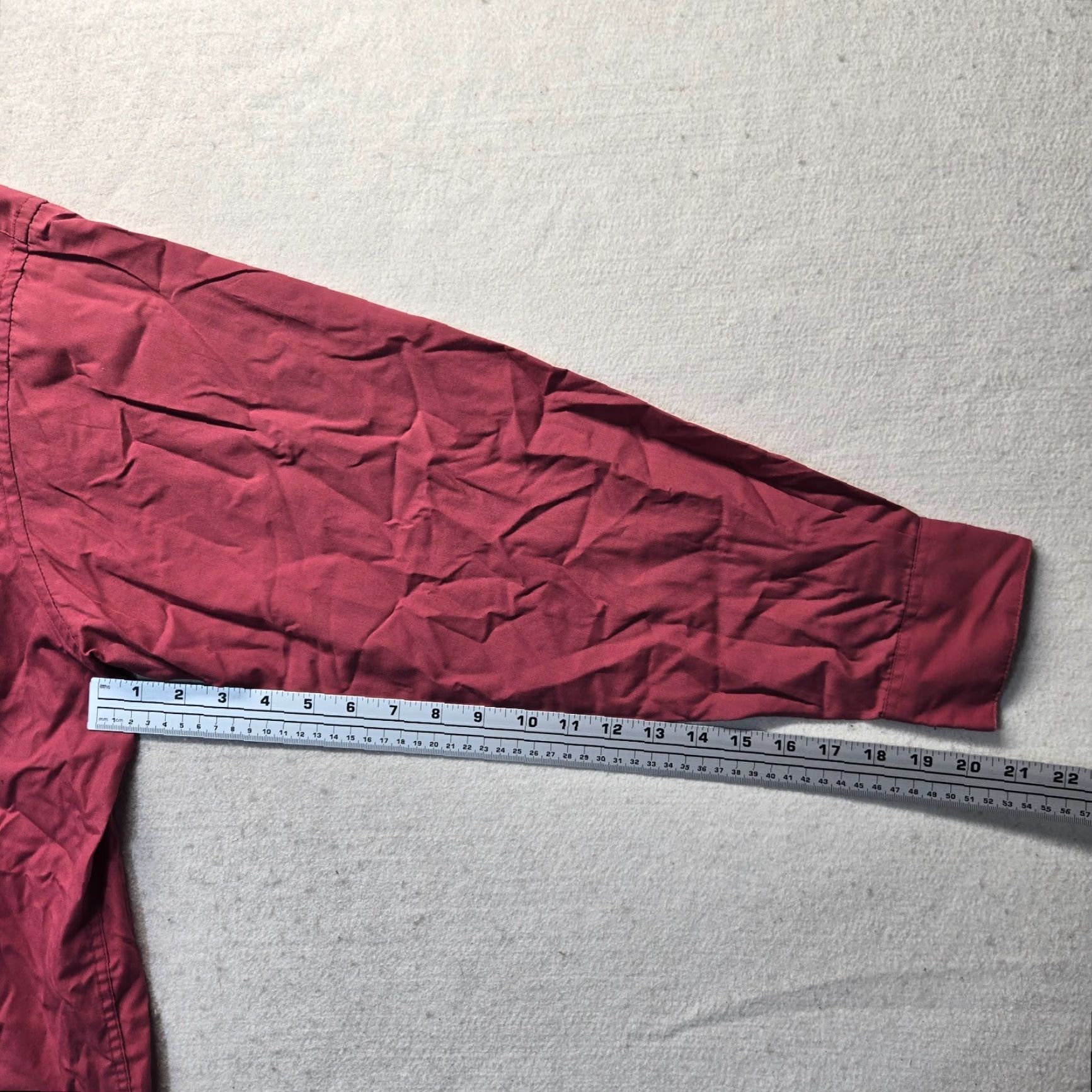 Van Heusen Van Heusen Dress Shirt Long Sleeve Button Up Red Adult Men's Size XL Neck 17 34-35 Poplin Cotton Blend Size 46R - 5 Thumbnail