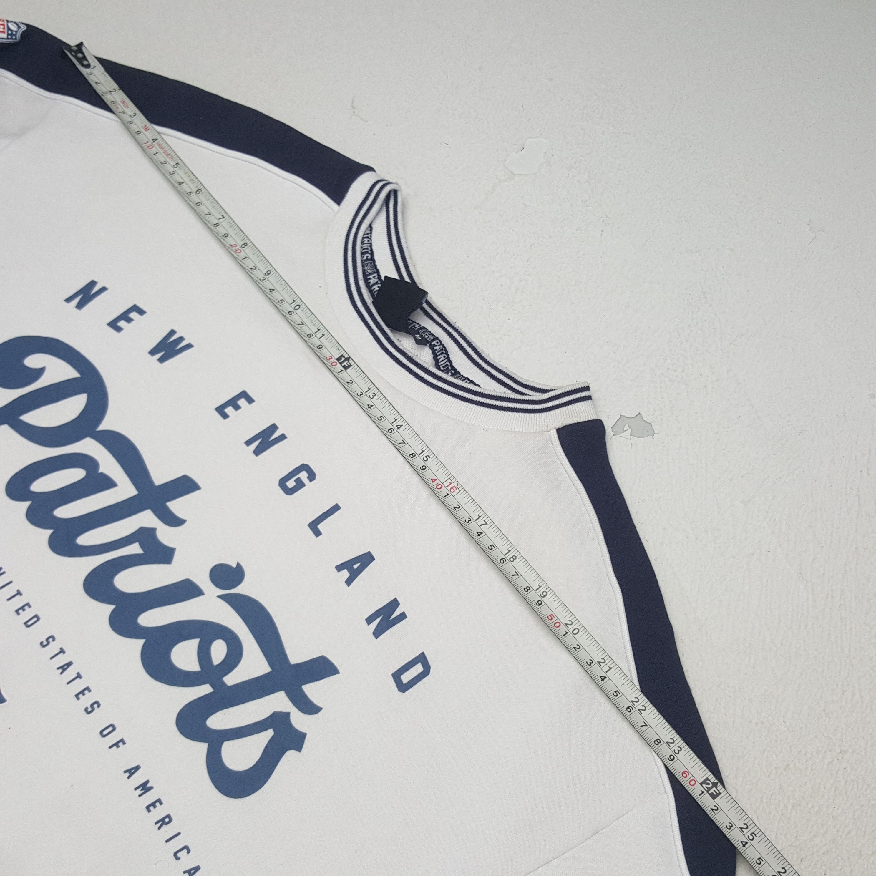 NFL × Vintage Vintage NFL New England Patriots Sweatshirt Size US M / EU 48-50 / 2 - 10 Thumbnail