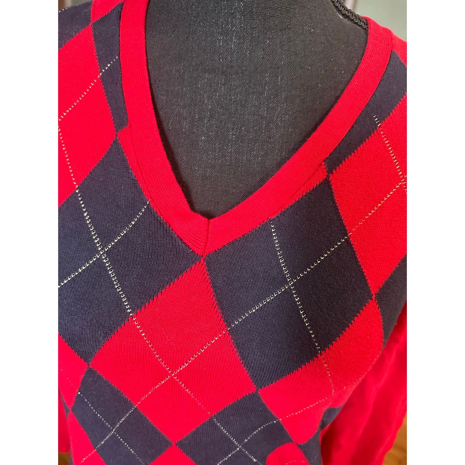 Tommy Hilfiger Tommy Hilfiger Argyle V-Neck Sweater – Women’s Size S / US 4 / IT 40 - 2 Thumbnail