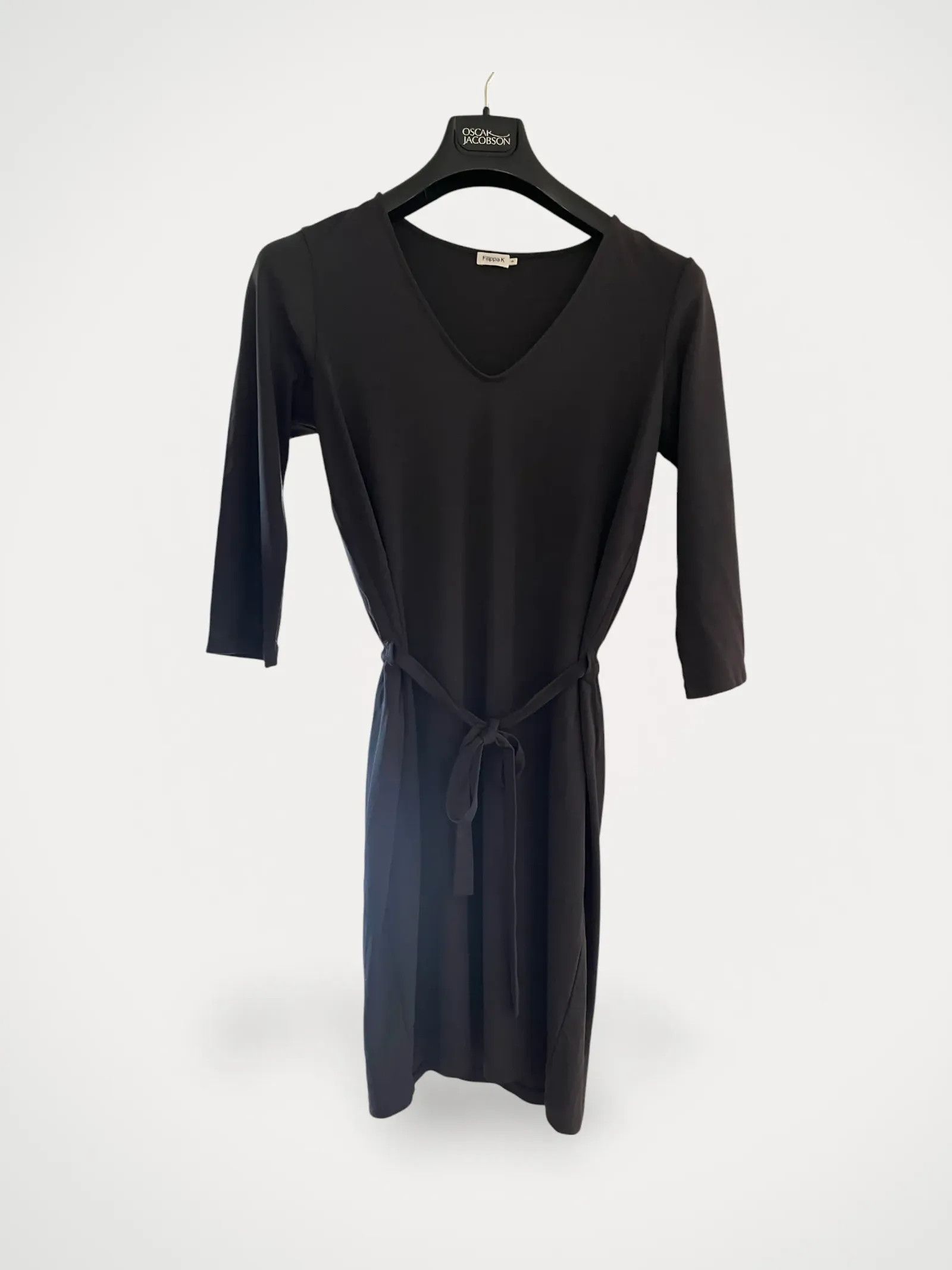 Filippa K Filippa K Crepe belt dress Dress Size XS / US 0-2 / IT 36-38 - 1 Thumbnail