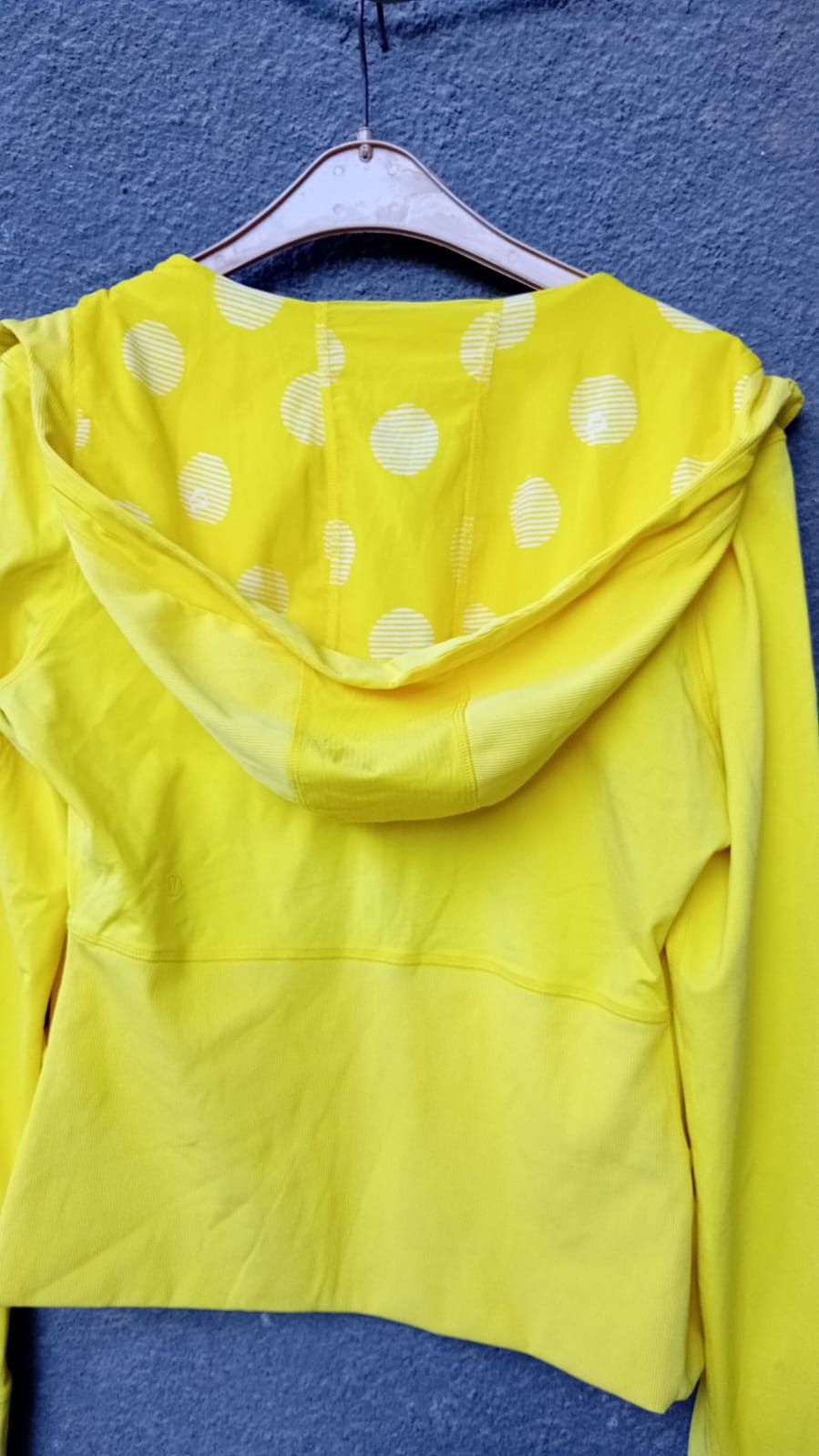 Lululemon Lululemon Define Hooded Jacket sz 6 Size M / US 6-8 / IT 42-44 - 16 Thumbnail