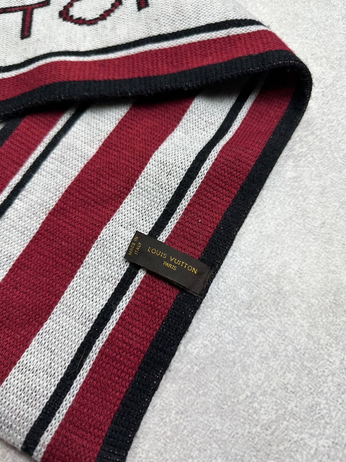 Louis Vuitton Louis Vuitton Big Logo Knit Soccer Fan Scarf Rare Size ONE SIZE - 3 Thumbnail
