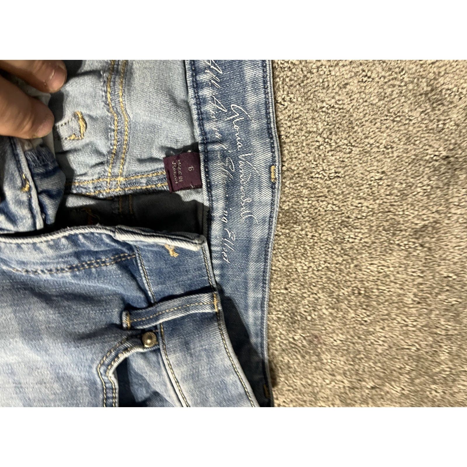 Gloria Vanderbilt Gloria Vanderbilt Jeans Denim Stretch All-Around Slimming Effect Size 6 Solid Size 28" / US 6 / IT 42 - 5 Thumbnail