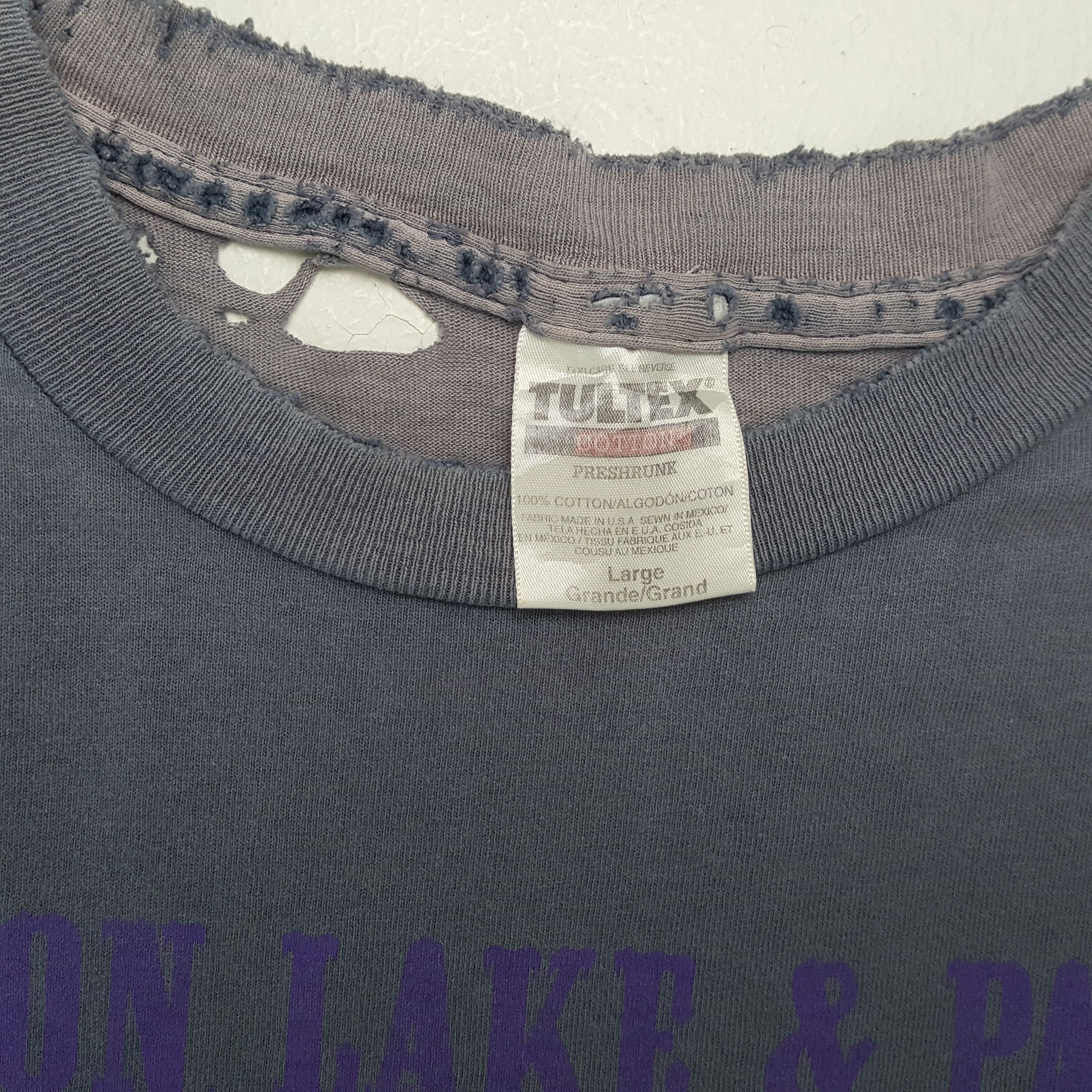 Band Tees × Vintage EMERSON LAKE & PALMER Rock Music Group Distressed Tshirt Size US L / EU 52-54 / 3 - 10 Thumbnail