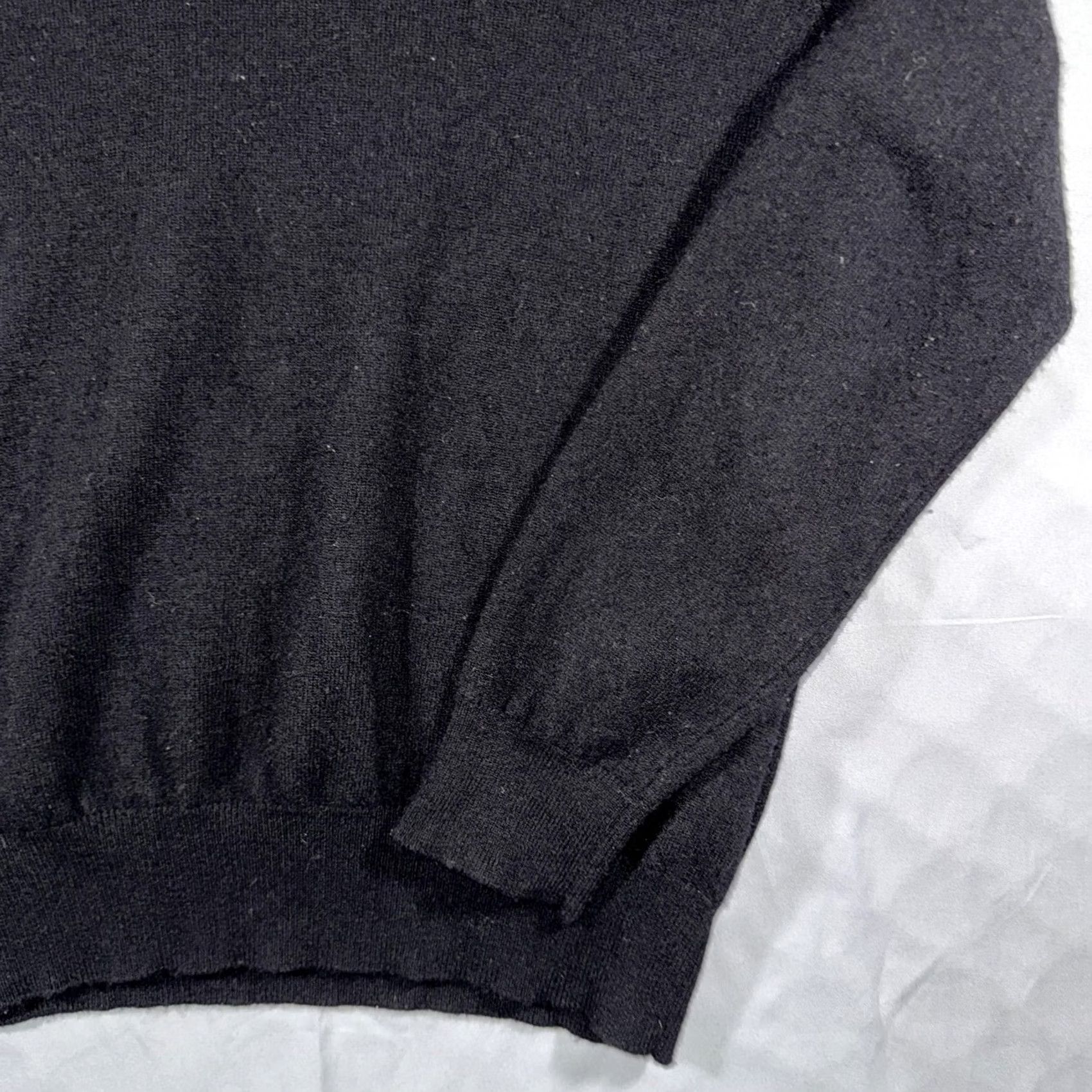 Polo Ralph Lauren Polo Ralph Lauren Sweater Men's L Black Merino Wool V-Neck Pullover Knit Size US L / EU 52-54 / 3 - 5 Thumbnail