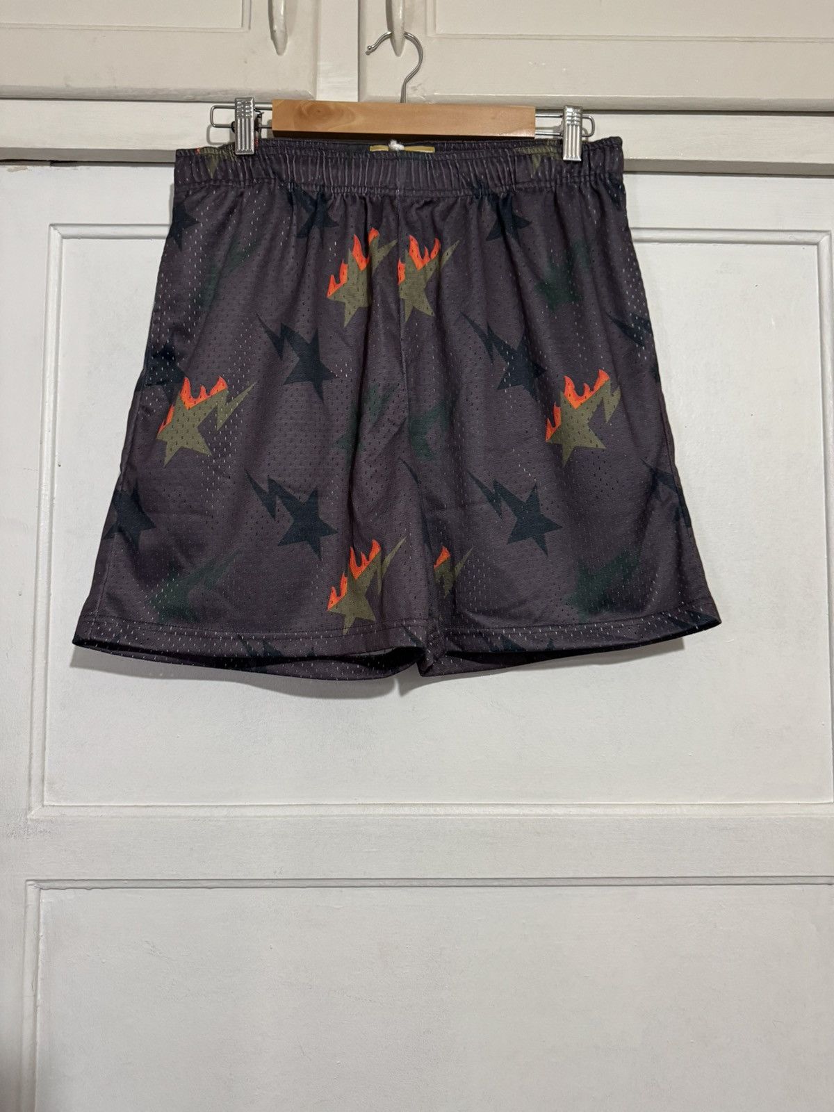 Other STREET MARKET SUPPLY SHORTS Size US 32 / EU 48 - 1 Thumbnail