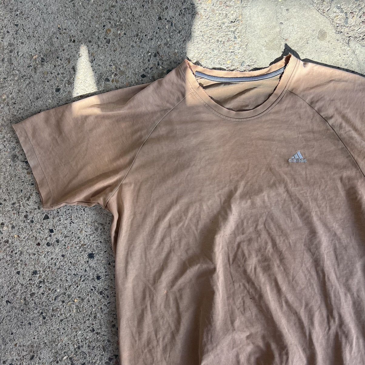 Adidas × Vintage 90s Adidas Retro Logo Faded Vintage Y2K Tee T-Shirt Size US L / EU 52-54 / 3 - 4 Thumbnail