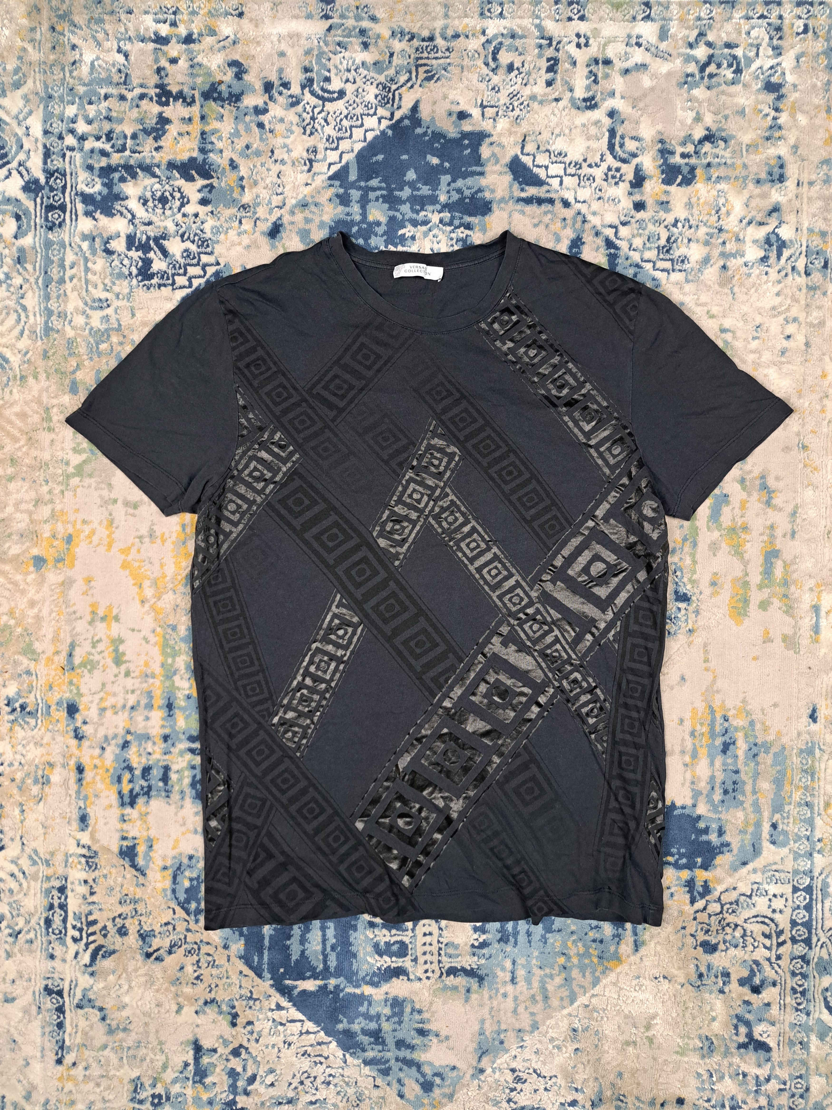 Versace Baroque All Over Print Versace Collection Tshirt Luxury Size US S / EU 44-46 / 1 - 1 Thumbnail