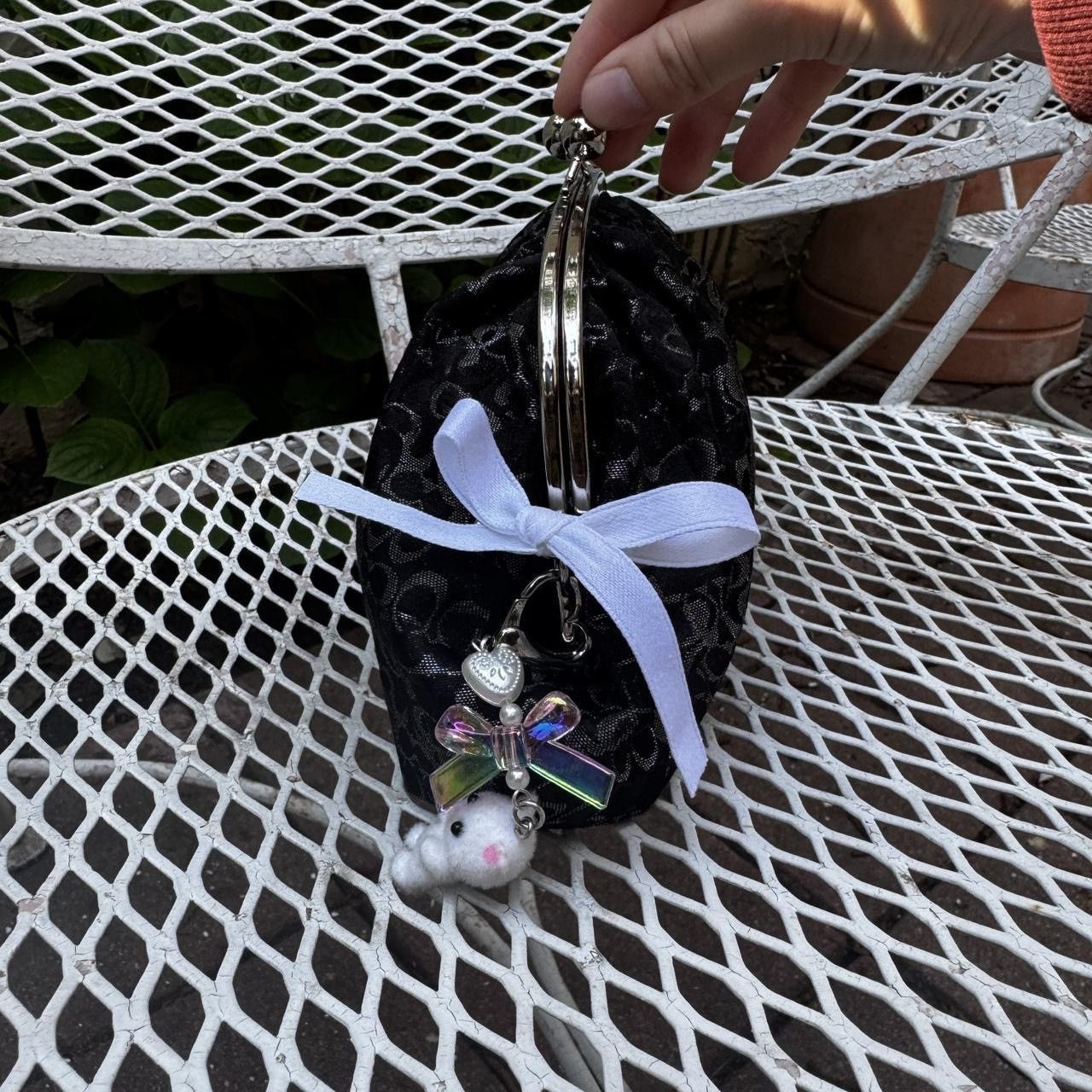 Coach Coach Black & Silver Kiss-lock Monogramed Clutch Size ONE SIZE - 5 Thumbnail