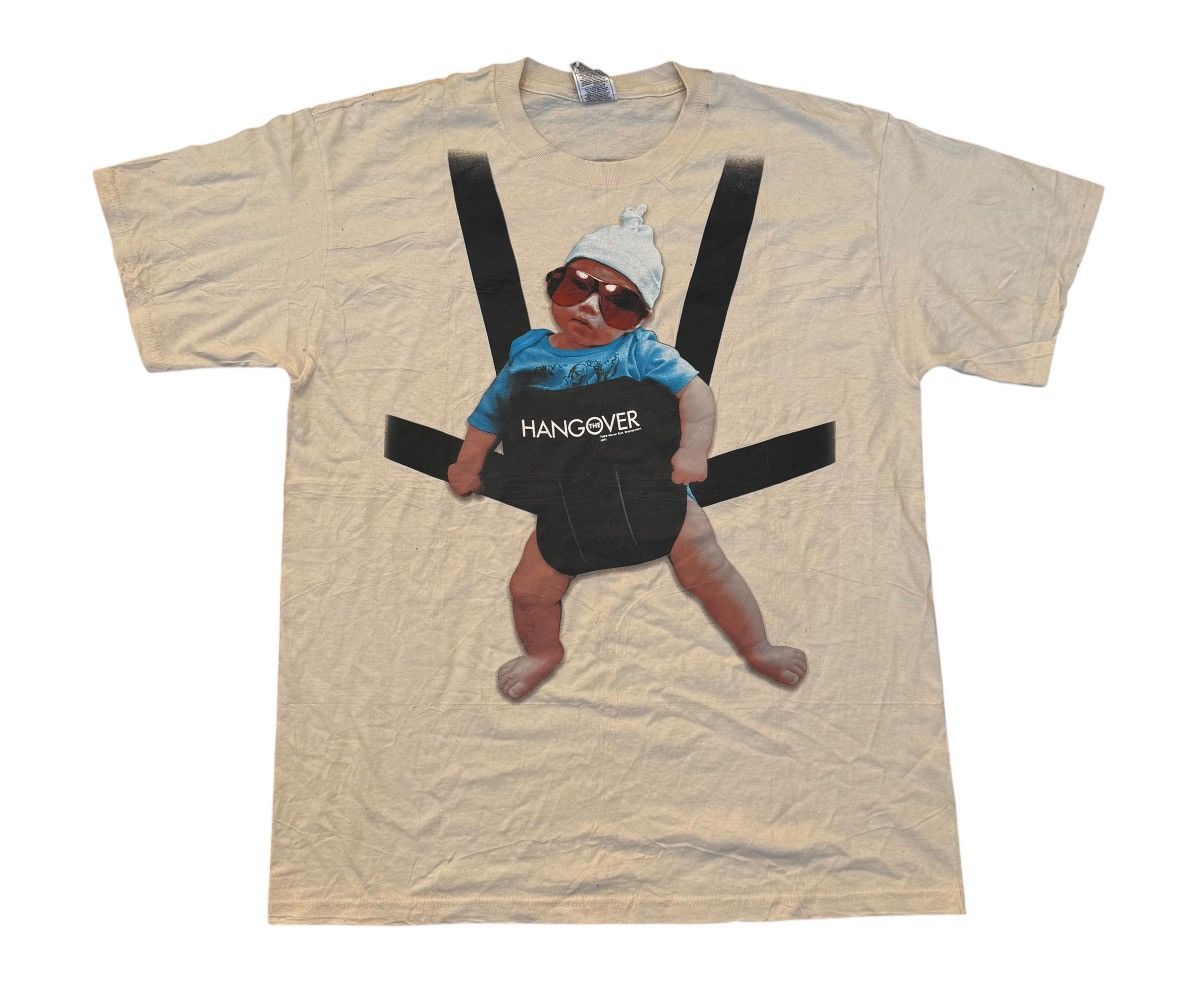 Vintage Y2K 2009 The Hangover Movie Tee Shirt Size US L / EU 52-54 / 3 - 1 Thumbnail