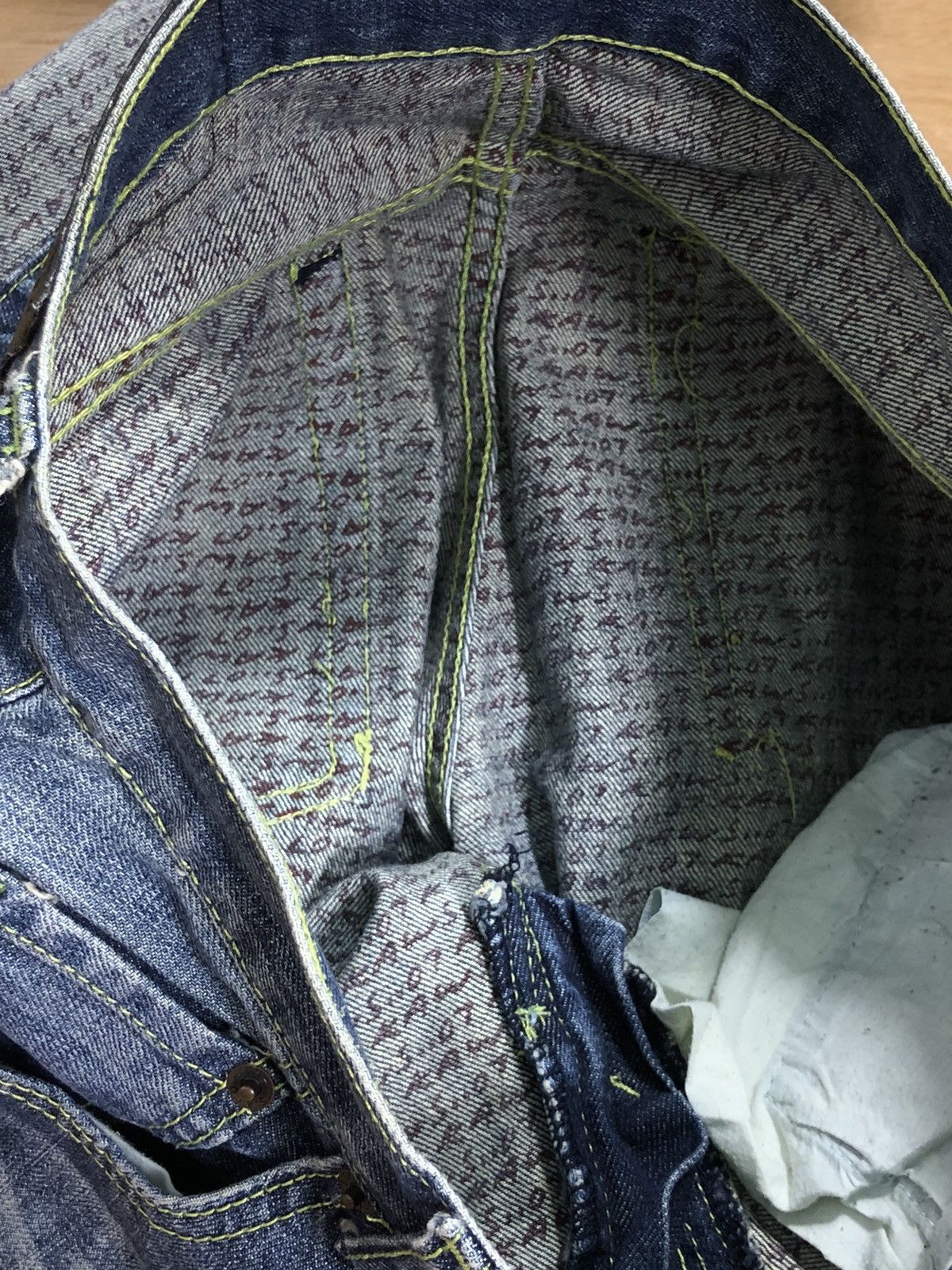 Kaws RARE🔥2007 LEVIS X KAWS X ORIGINAL FAKE LOT 502 JEANS Size US 28 / EU 44 - 18 Thumbnail