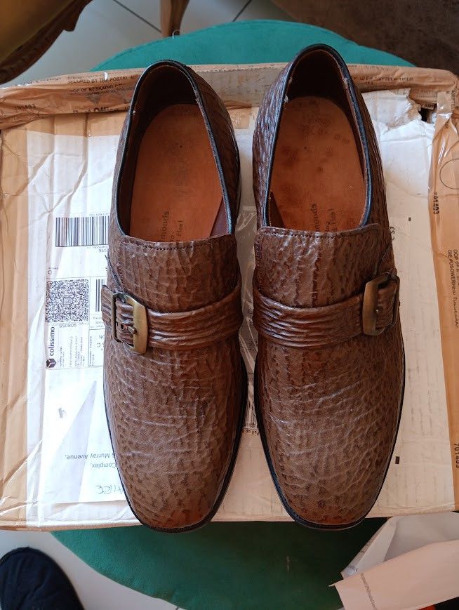 Allen Edmonds Allen Edmonds Lisbon Size US 9.5 / EU 42-43 - 2 Thumbnail