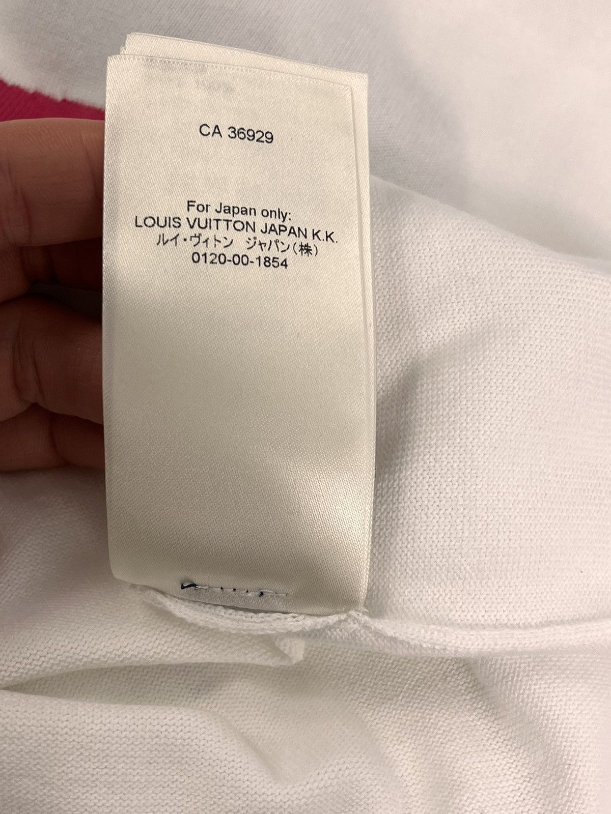 Louis Vuitton PINK LOGO T-SHIRT Size US L / EU 52-54 / 3 - 13 Thumbnail