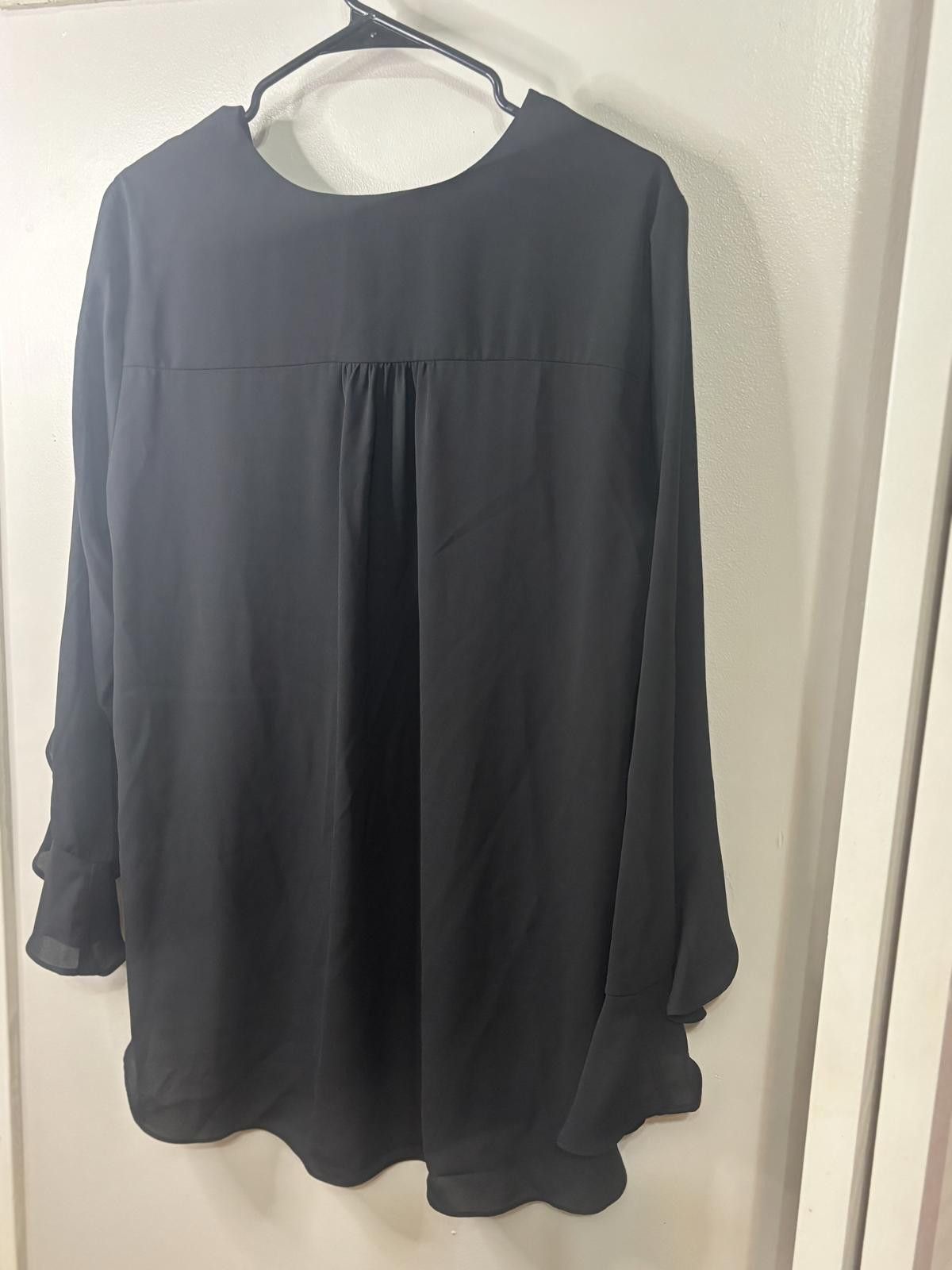 Designer Karen Kane Black Ruffle Sleeve Blouse - Size L Size L / US 10 / IT 46 - 4 Thumbnail