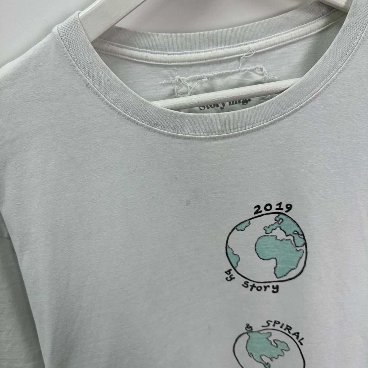 Designer Story MFG We are poisoning the earth Plant Life tee 2019 Size US XL / EU 56 / 4 - 7 Thumbnail