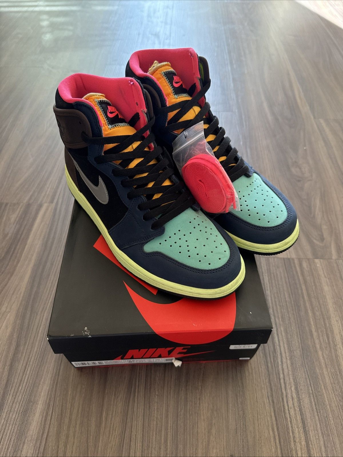 Nike Nike Air Jordan 1 Retro High OG “Bio Hack” Baroque -Size 9.5 Size US 9.5 / EU 42-43 - 1 Thumbnail
