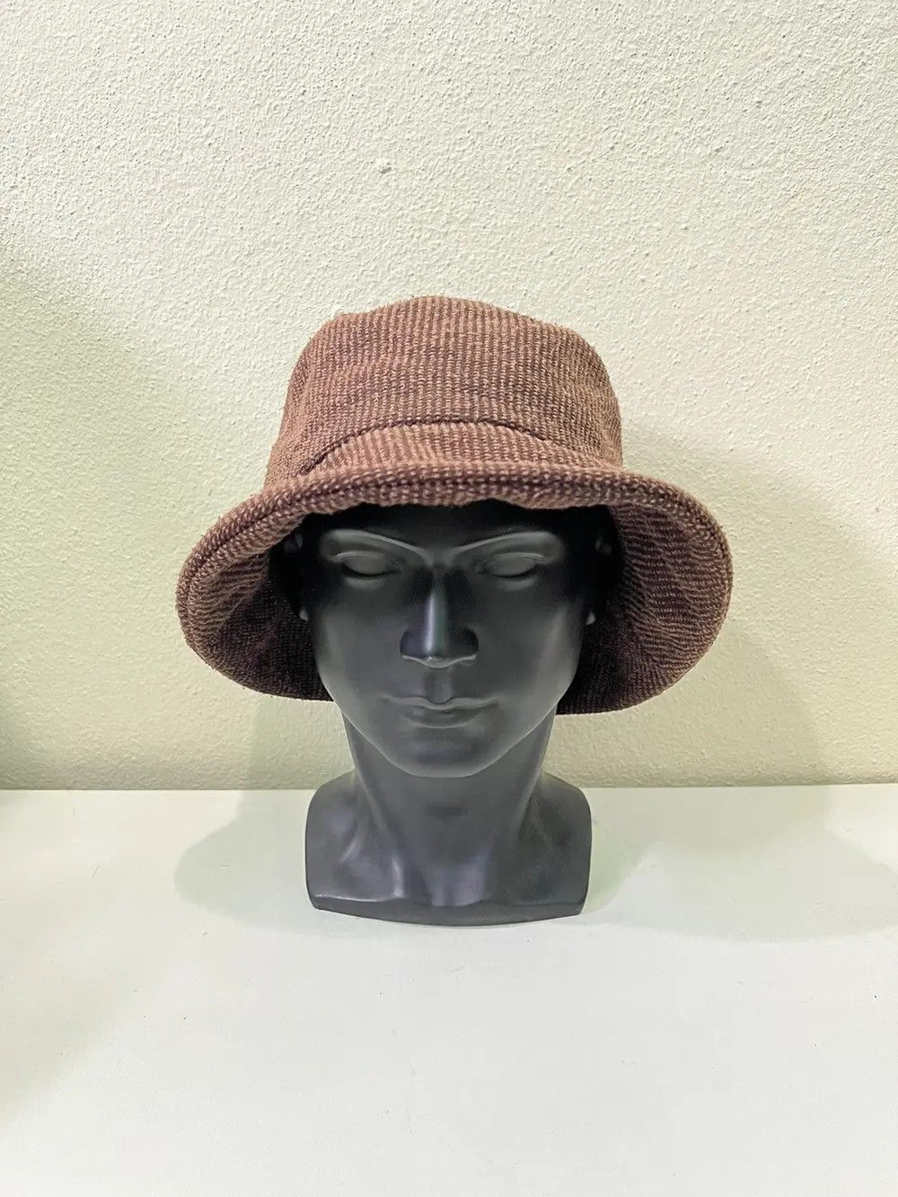 Vintage Vintage Valentino Christy Paris Bucket Hat Size ONE SIZE - 2 Thumbnail