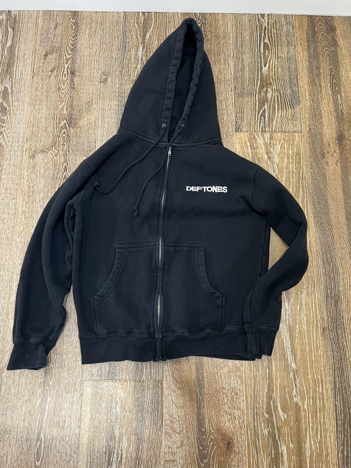 Vintage Deftones zipup hoodie Size US S / EU 44-46 / 1 - 1 Thumbnail