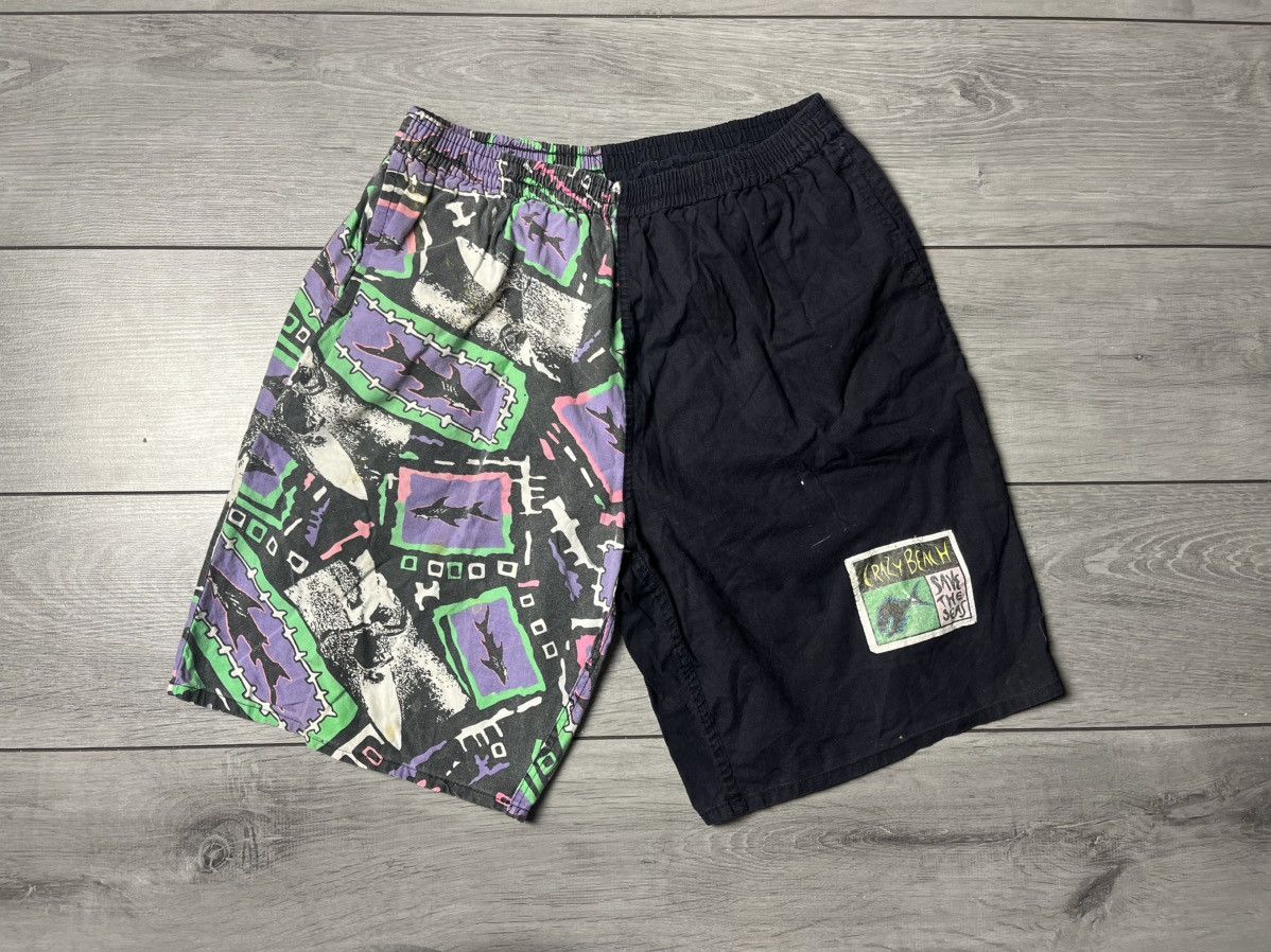 Vintage Vintage Crazy shorts Hawaii size Large Size US 34 / EU 50 - 1 Thumbnail