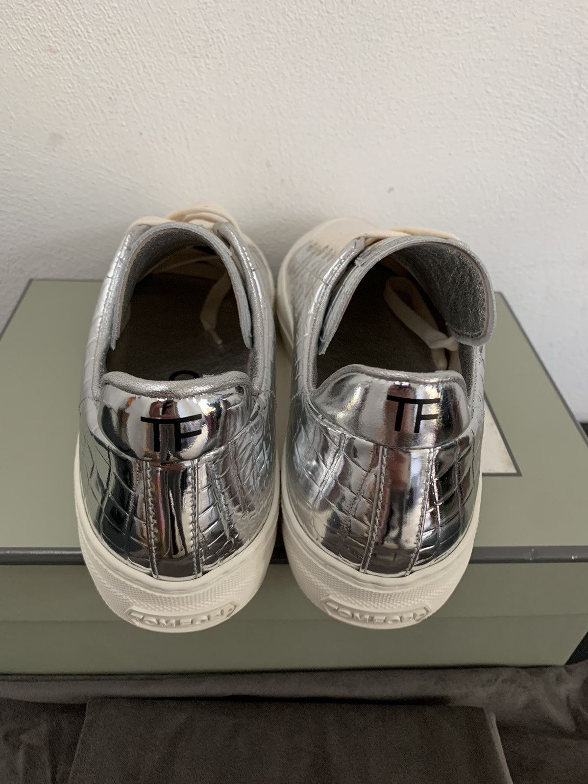 Tom Ford Tom Ford Leather Sneakers Size US 7 / IT 37 - 10 Thumbnail