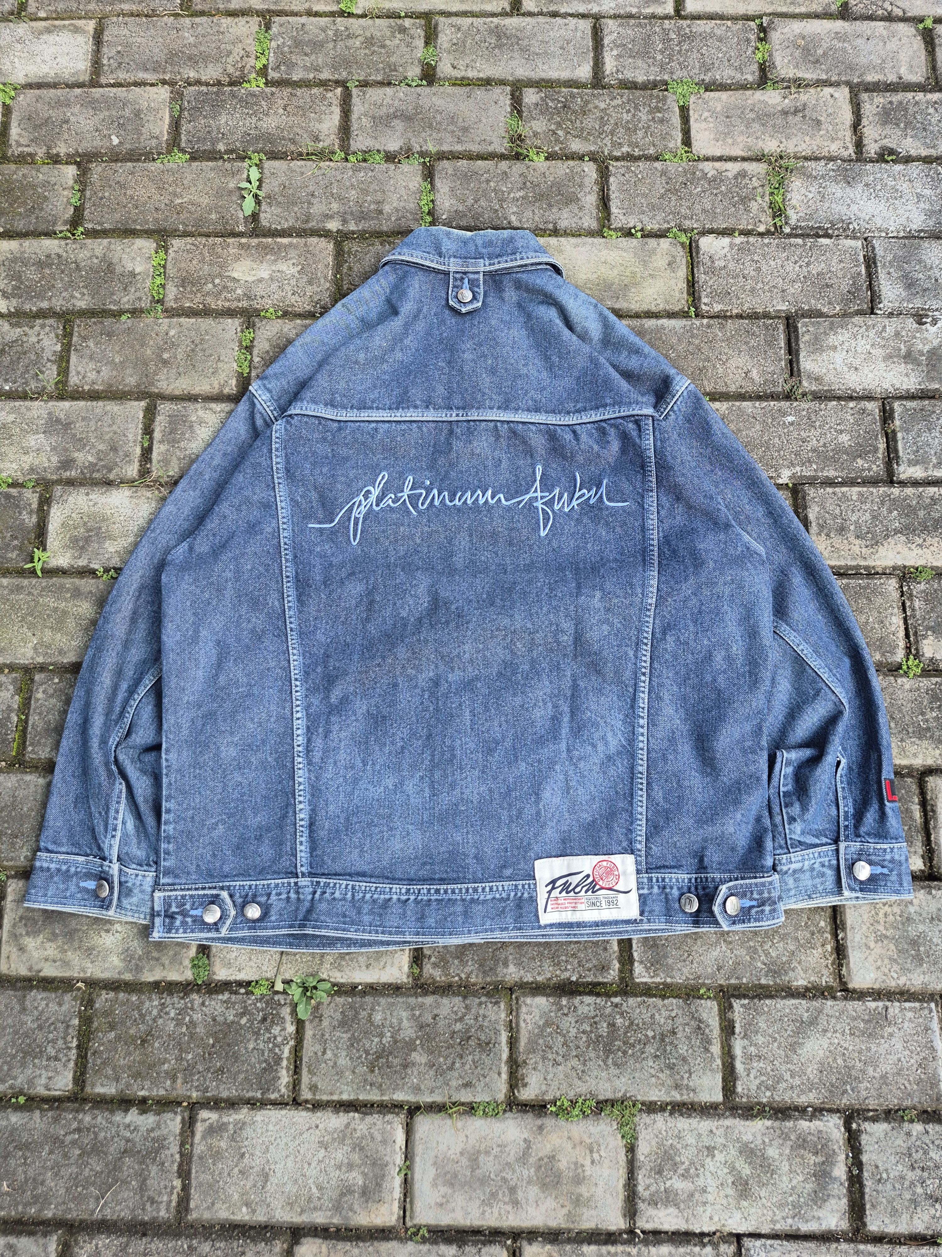 Fubu Trucker Denim Jacket Type 1 Platinum Fubu Size US XL / EU 56 / 4 - 2 Thumbnail