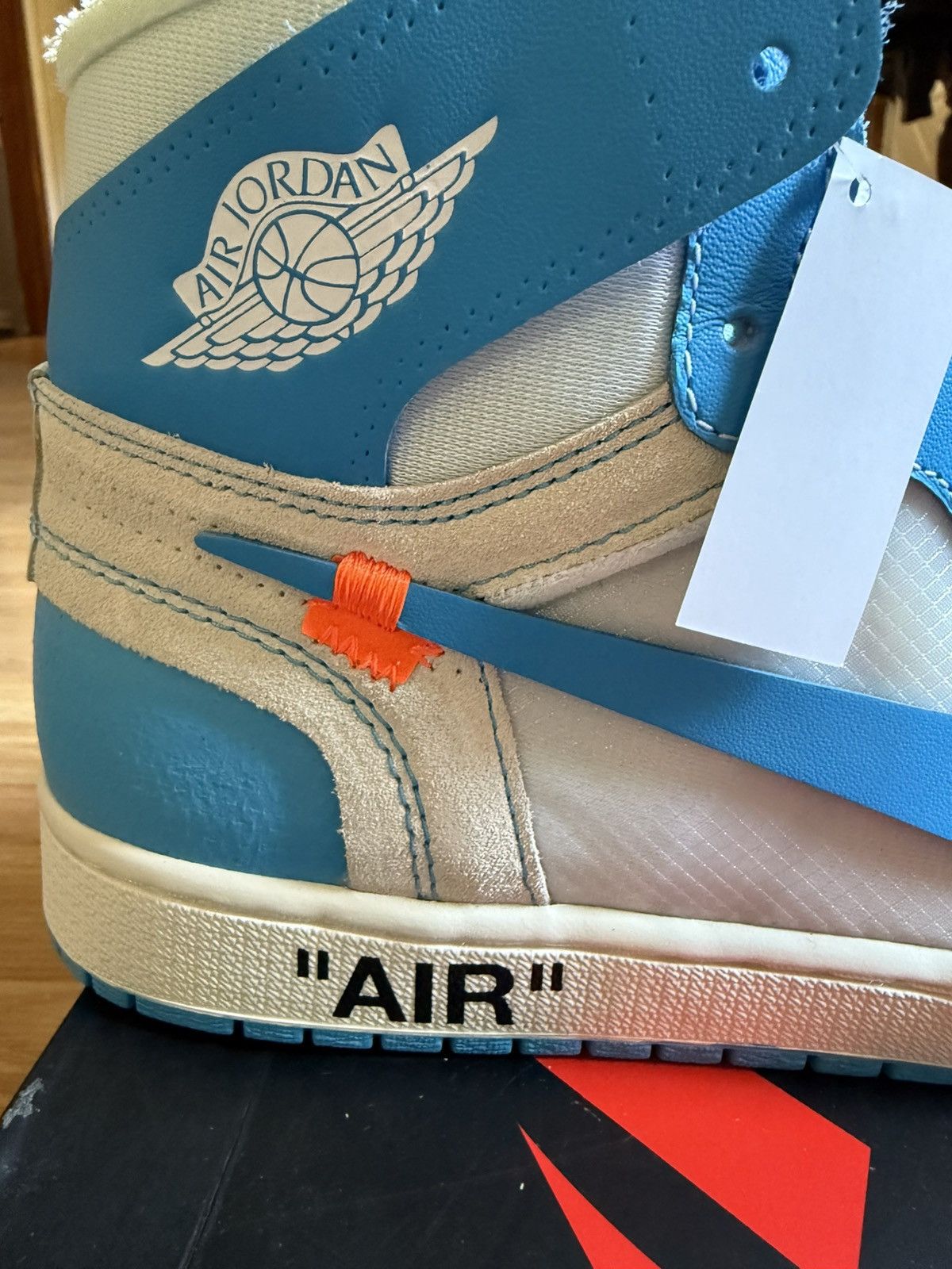 Nike × Off-White Jordan 1 Retro High Off-White University Size US 10.5 / EU 43-44 - 5 Thumbnail