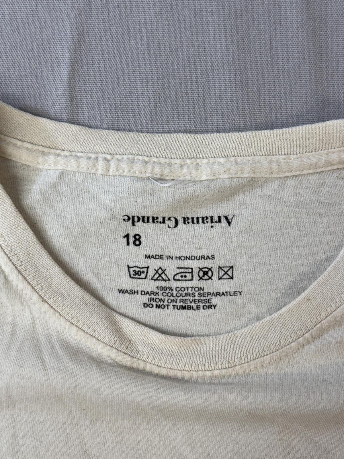 Designer Ariana Grande T-shirt Sweetener Tour Upside Down - 18 Size US L / EU 52-54 / 3 - 3 Thumbnail