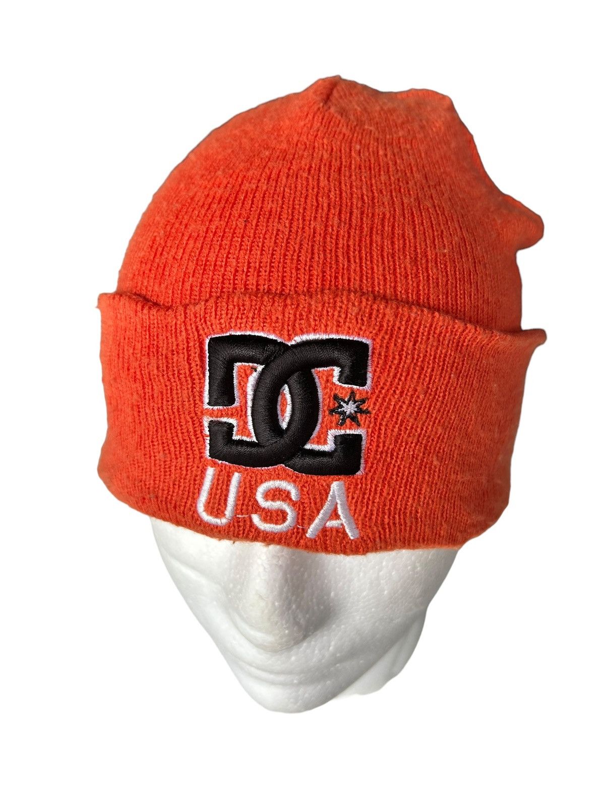 Japanese Brand DC USA Orange Beanie Hats ☠️ Size ONE SIZE - 1 Thumbnail