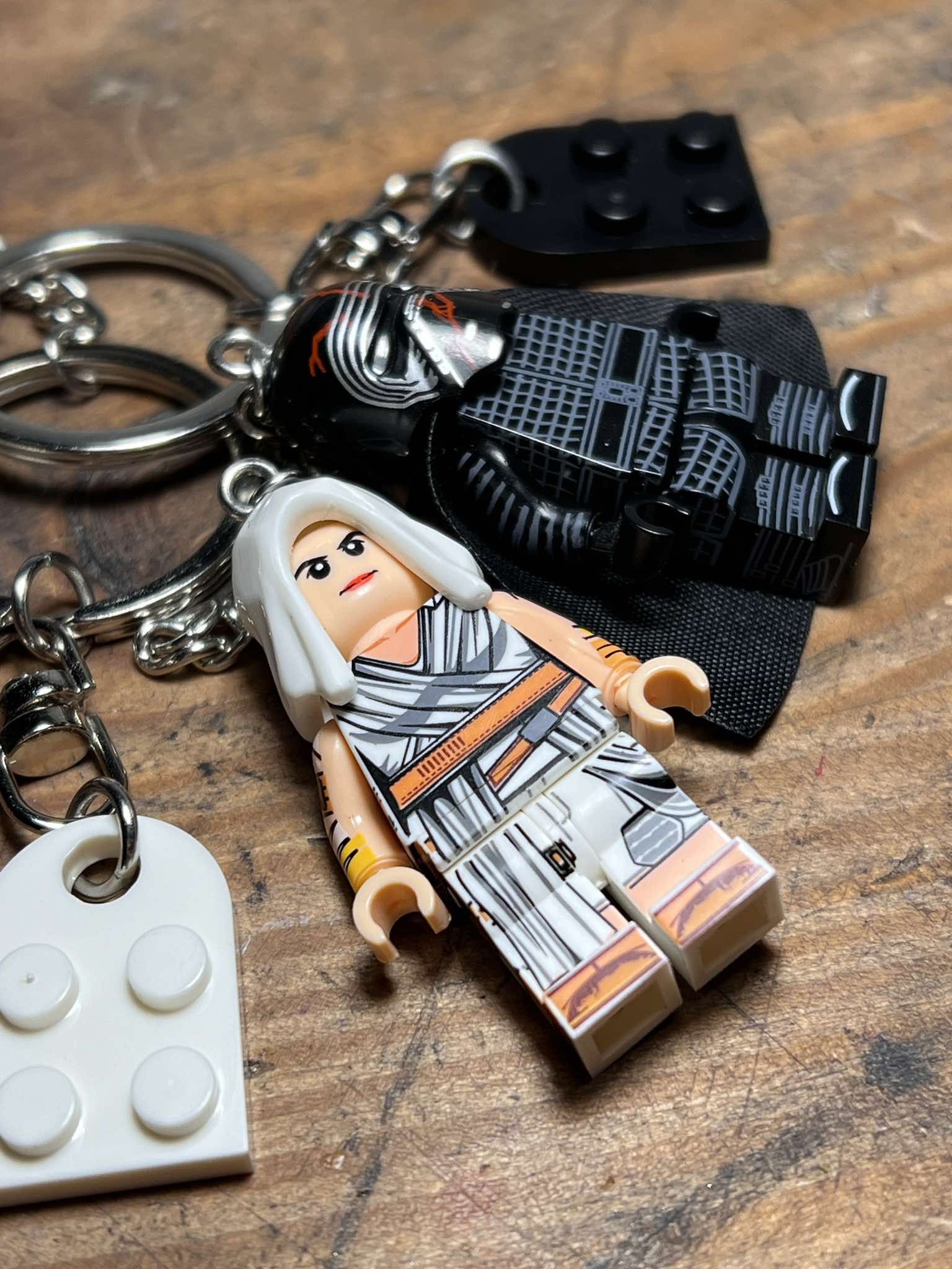 Other Star Wars Kylo Ren Rey minifigure keychain Size ONE SIZE - 6 Thumbnail