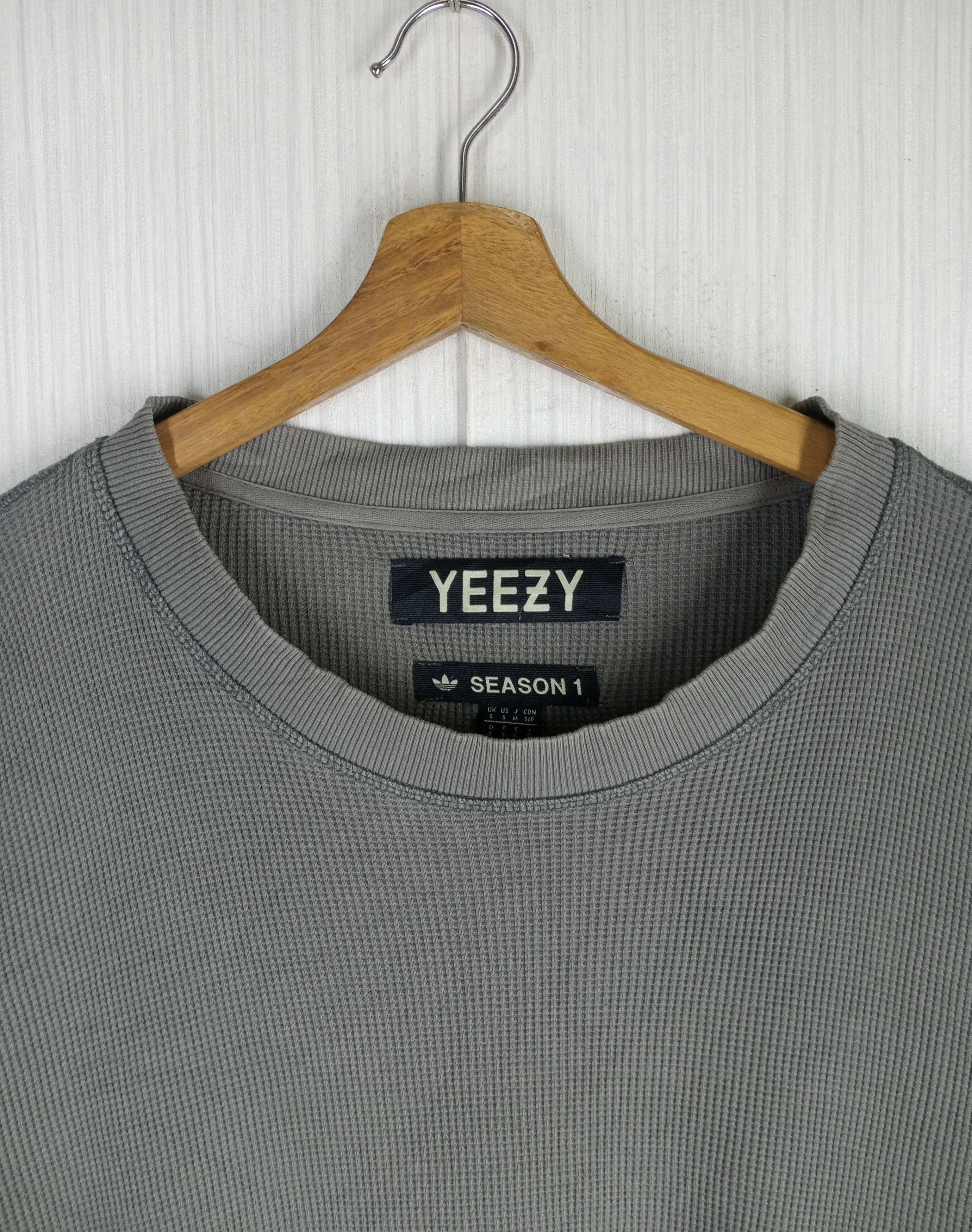 Yeezy Yezzy Season 1 Green Long Sleeve Thermal Waffle Size US L / EU 52-54 / 3 - 4 Thumbnail