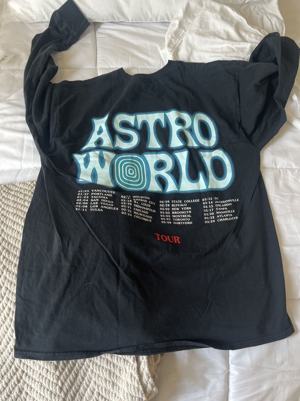 Travis Scott Travis Scott Astroworld Horse. Size- Large Size US L / EU 52-54 / 3 - 1 Thumbnail