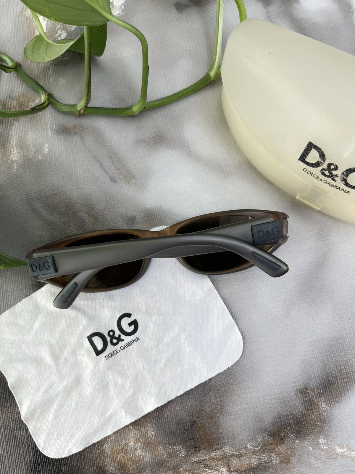 Dolce & Gabbana × Vintage Dolce & Gabbana Vintage Sunglasses With Case Size ONE SIZE - 2 Thumbnail